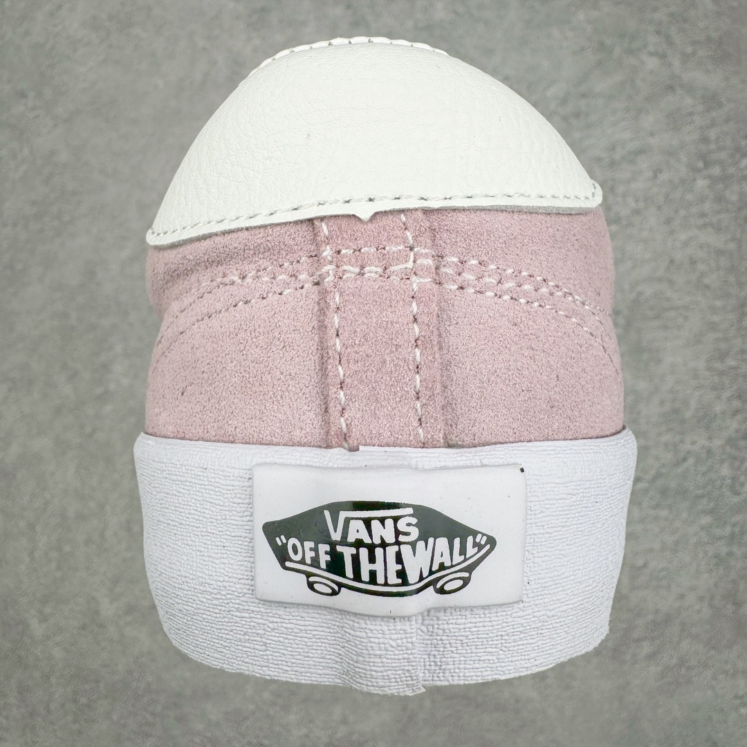 图片[8]-Vans范斯 Premium 高阶支线Sport 73 经典黑白麂皮男女款情侣板鞋休闲帆布鞋 Vans T字头🔥德训鞋来了‼️该支线继承了Vault OG与安纳海姆复古的气质，并加入了可拆卸的鞋垫。鞋身以高档麂皮打造，小巧的T字鞋头拼接设计。搭配梭织唛“OFF THE WALL”鞋舌标也让它显得与众不同 同时米白大底包边和FLYING-V 字侧边条 使经典的复古风格让人眼前一亮。尺码：35 36 36.5 37 38 38.5 39 40 40.5 41 42 42.5 43 44-选品中心