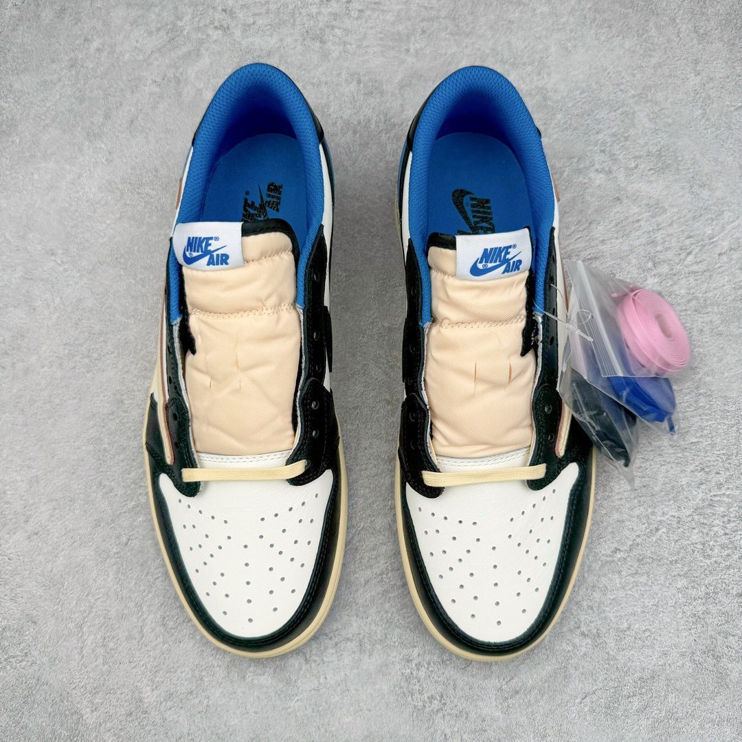 图片[2]-＃FK纯原 Travis Scott x Fragment Design x Air Jordan AJ1 Low OG SP 三方联名闪电倒钩2.0低帮 白蓝黑 DM7866-140 外贸高端零售特供批次 产品品控稳定性领先行业 各方面均可对飙L版 良心定价不杀猪 原厂全套原楦原纸板冲刀磨具开发 原厂皮料加持 原厂港宝加持定型后跟R度完美 同源原厂电绣 鬼脸飞翼针数密度立体效果一致 百分百一致原鞋 原厂拉帮工艺 针距密度一致 后跟弧度收口自然不对折 极致一眼正品既视感 进口玻璃冲刀皮料裁剪零毛边 全鞋电脑针车工艺 品控清洁度最高QC检验标准 免检产品 原厂订购鞋盒、鞋标、防尘纸、鞋撑、鞋带 追求极致的原厂味道 尺码：36 36.5 37.5 38 38.5 39 40 40.5 41 42 42.5 43 44 44.5 45 46 47.5 48.5-选品中心