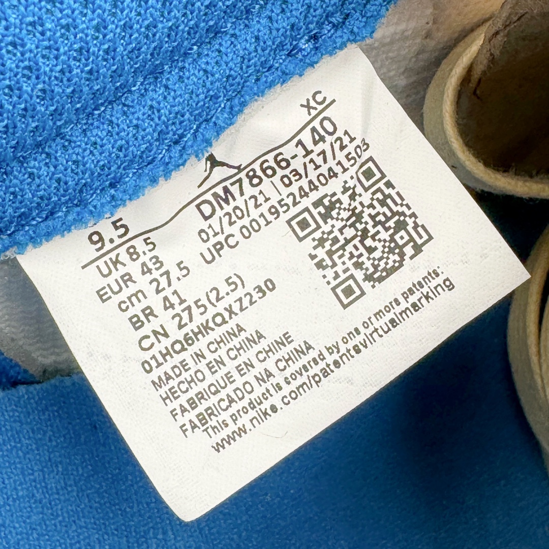 图片[13]-＃FK纯原 Travis Scott x Fragment Design x Air Jordan AJ1 Low OG SP 三方联名闪电倒钩2.0低帮 白蓝黑 DM7866-140 外贸高端零售特供批次 产品品控稳定性领先行业 各方面均可对飙L版 良心定价不杀猪 原厂全套原楦原纸板冲刀磨具开发 原厂皮料加持 原厂港宝加持定型后跟R度完美 同源原厂电绣 鬼脸飞翼针数密度立体效果一致 百分百一致原鞋 原厂拉帮工艺 针距密度一致 后跟弧度收口自然不对折 极致一眼正品既视感 进口玻璃冲刀皮料裁剪零毛边 全鞋电脑针车工艺 品控清洁度最高QC检验标准 免检产品 原厂订购鞋盒、鞋标、防尘纸、鞋撑、鞋带 追求极致的原厂味道 尺码：36 36.5 37.5 38 38.5 39 40 40.5 41 42 42.5 43 44 44.5 45 46 47.5 48.5-选品中心