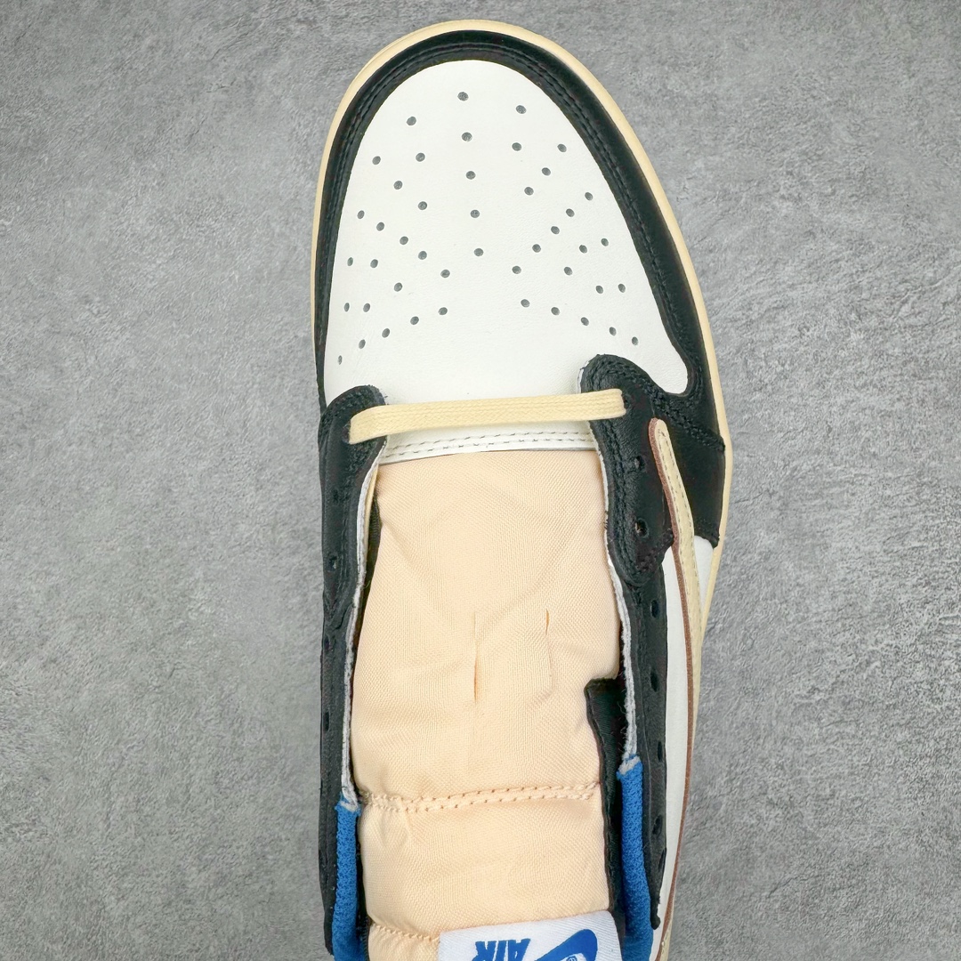 图片[4]-＃FK纯原 Travis Scott x Fragment Design x Air Jordan AJ1 Low OG SP 三方联名闪电倒钩2.0低帮 白蓝黑 DM7866-140 外贸高端零售特供批次 产品品控稳定性领先行业 各方面均可对飙L版 良心定价不杀猪 原厂全套原楦原纸板冲刀磨具开发 原厂皮料加持 原厂港宝加持定型后跟R度完美 同源原厂电绣 鬼脸飞翼针数密度立体效果一致 百分百一致原鞋 原厂拉帮工艺 针距密度一致 后跟弧度收口自然不对折 极致一眼正品既视感 进口玻璃冲刀皮料裁剪零毛边 全鞋电脑针车工艺 品控清洁度最高QC检验标准 免检产品 原厂订购鞋盒、鞋标、防尘纸、鞋撑、鞋带 追求极致的原厂味道 尺码：36 36.5 37.5 38 38.5 39 40 40.5 41 42 42.5 43 44 44.5 45 46 47.5 48.5-选品中心