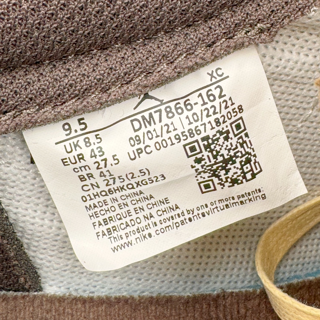 图片[12]-＃FK纯原 Travis Scott x Air Jordan AJ1 Low OG SP TS联名倒钩3.0低帮 白棕色 DM7866-162 外贸高端零售特供批次 产品品控稳定性领先行业 各方面均可对飙L版 良心定价不杀猪 原厂全套原楦原纸板冲刀磨具开发 原厂皮料加持 原厂港宝加持定型后跟R度完美 同源原厂电绣 鬼脸飞翼针数密度立体效果一致 百分百一致原鞋 原厂拉帮工艺 针距密度一致 后跟弧度收口自然不对折 极致一眼正品既视感 进口玻璃冲刀皮料裁剪零毛边 全鞋电脑针车工艺 品控清洁度最高QC检验标准 免检产品 原厂订购鞋盒、鞋标、防尘纸、鞋撑、鞋带 追求极致的原厂味道 尺码：36 36.5 37.5 38 38.5 39 40 40.5 41 42 42.5 43 44 44.5 45 46 47.5 48.5-选品中心