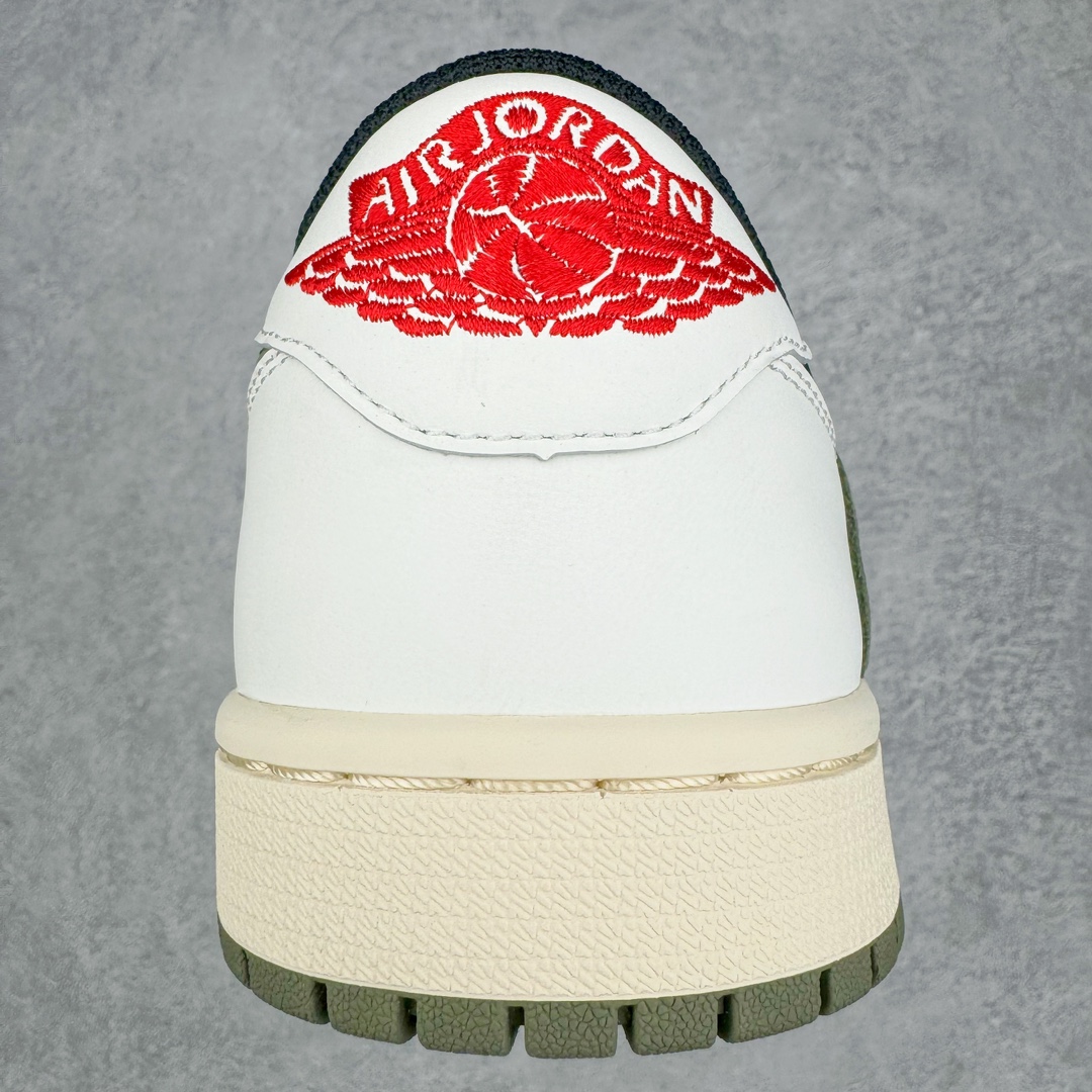 图片[8]-＃FK纯原 Travis Scott x Air Jordan AJ1 Low OG SP TS联名倒钩5.0低帮 白黑橄榄绿 DZ4137-106 外贸高端零售特供批次 产品品控稳定性领先行业 各方面均可对飙L版 良心定价不杀猪 原厂全套原楦原纸板冲刀磨具开发 原厂皮料加持 原厂港宝加持定型后跟R度完美 同源原厂电绣 鬼脸飞翼针数密度立体效果一致 百分百一致原鞋 原厂拉帮工艺 针距密度一致 后跟弧度收口自然不对折 极致一眼正品既视感 进口玻璃冲刀皮料裁剪零毛边 全鞋电脑针车工艺 品控清洁度最高QC检验标准 免检产品 原厂订购鞋盒、鞋标、防尘纸、鞋撑、鞋带 追求极致的原厂味道 尺码：36 36.5 37.5 38 38.5 39 40 40.5 41 42 42.5 43 44 44.5 45 46 47.5 48.5-选品中心