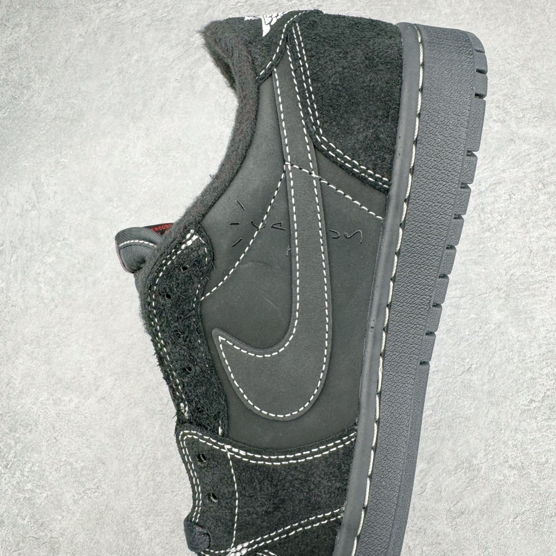 图片[7]-＃FK纯原 Travis Scott x Air Jordan AJ1 Low OG TS联名倒钩4.0低帮 黑武士 DM7866-001 外贸高端零售特供批次 产品品控稳定性领先行业 各方面均可对飙L版 良心定价不杀猪 原厂全套原楦原纸板冲刀磨具开发 原厂皮料加持 原厂港宝加持定型后跟R度完美 同源原厂电绣 鬼脸飞翼针数密度立体效果一致 百分百一致原鞋 原厂拉帮工艺 针距密度一致 后跟弧度收口自然不对折 极致一眼正品既视感 进口玻璃冲刀皮料裁剪零毛边 全鞋电脑针车工艺 品控清洁度最高QC检验标准 免检产品 原厂订购鞋盒、鞋标、防尘纸、鞋撑、鞋带 追求极致的原厂味道 尺码：36 36.5 37.5 38 38.5 39 40 40.5 41 42 42.5 43 44 44.5 45 46 47.5 48.5-选品中心