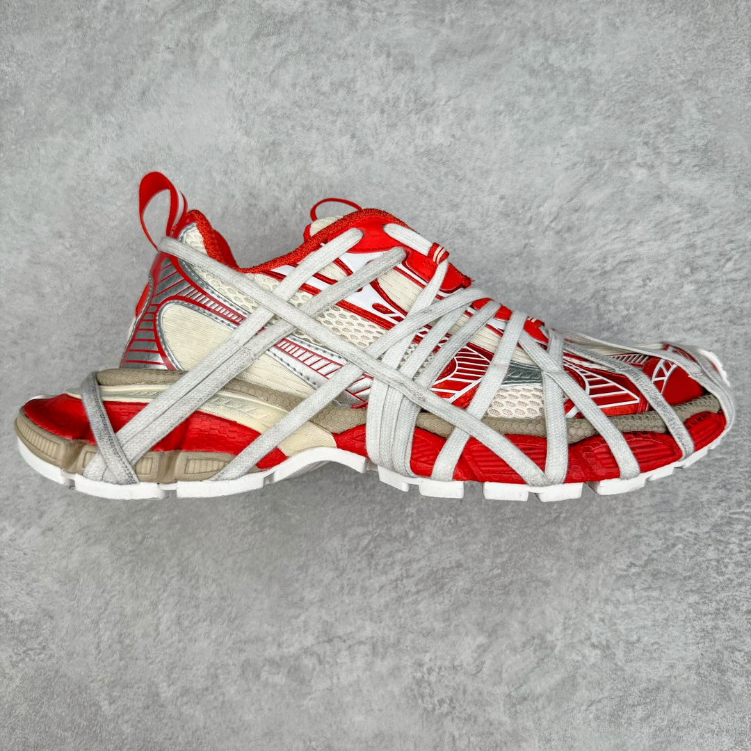 ＃纯原 BALENCIAGA 3XL Sneakers 巴黎世家十代网布系带低帮走秀复古老爹鞋 全套原纸板楦头开发 最原汁原味的灵魂版型 全鞋荧光划线卡点 胶水把控整洁度追求极致完美 每一双都是工艺品 多重QC质检 超越公司货的品控标准 实实在在的免检产品 原盒原配 正确字体电绣 粗细、位置、大小正确 侧边TPU 透气孔匹配意产原版 正确分离大底 TPU软底 原版一致大底LOGO 立体感十足 原厂皮料水洗做旧 采购原厂网纱 不含皮革 网布材料和聚氨酯 磨损效果 鞋头边缘和后帮 Balenciaga 徽标 鞋面和后跟凸印尺码 鞋舌 3XL 橡胶品牌标识和反光细节 鞋帮拉袢和鞋舌拉祥 配反光细节 备用鞋带在鞋履前侧 可在穿着前取下 便于不同造型搭配 偏大一码 尺码：35 36 37 38 39 40 41 42 43 44 45 46-选品中心