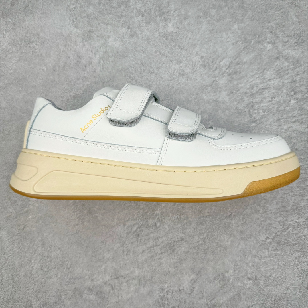 Acne Studios 2023 艾克妮魔术贴 低帮休闲小白鞋 得物热度蝉联榜首31天 海淘专供版 赵露思、杨超越、欧阳娜娜同款 高端零售 外贸充正专供 原版购入开发 全鞋身采用进口头层皮 请注意区分市面通货材、错误大底 一眼就种草的小白鞋 无敌好搭配不挑季节不挑穿搭一双鞋就ok 魔术贴设计穿脱超方便 尺码:35 36 37 38 39-选品中心