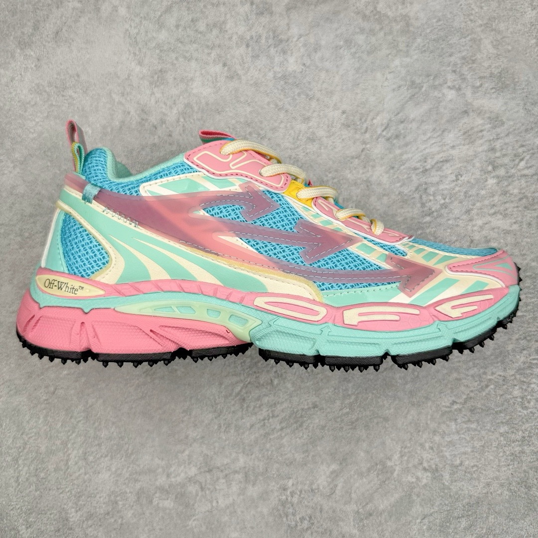 ＃KX Off-White 2024年OW最新款跑鞋 #百分百原盒正确版 原楦原纸板数据开发 4层分离大底#鞋面采用3d立体打印和多种材料拼接而成#防滑耐磨透气性轻便跑鞋 作为曾经爆火 并且定位奢潮领域的标志性品牌 Off-White 仍需要不断更新符合当下潮流时尚的复古运动鞋款，以期收获基本盘消费者的关注 此次更新的 Off-White 新款运动鞋将经典复古老爹鞋细节设计更加夸张化 并将标志性箭头设计置于显著位置 除此之外 整个系列的色彩搭配也可谓纷繁多样 总有一款适合你 Off-White最新运动鞋款估计将在未来几个月登陆品牌专柜 喜欢的朋友切莫错过 尺码：36 37 38 39 40 41 42 43 44 45 46 47-选品中心