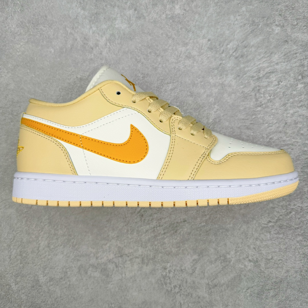 零售💰240 ＃K版 Air Jordan AJ1 Low 低帮 米黄 DC0774-170 全新流水线出品 DT版本唯一平替选择 市场第二梯队最强版 全部原鞋开发 原楦原纸板开发 全鞋电脑针车 原厂内置全掌气垫 原盒内在原标 唯一Zp原版鞋带绑法 免检产品 全新2022版型 全头层皮料 完美零毛边处理 原厂配置全掌气垫 价格定位良心 几十个配色陆续出货 SIZE：36 36.5 37.5 38 38.5 39 40 40.5 41 42 42.5 43 44 44.5 45 46 47.5 编码：yby2936040-运动鞋