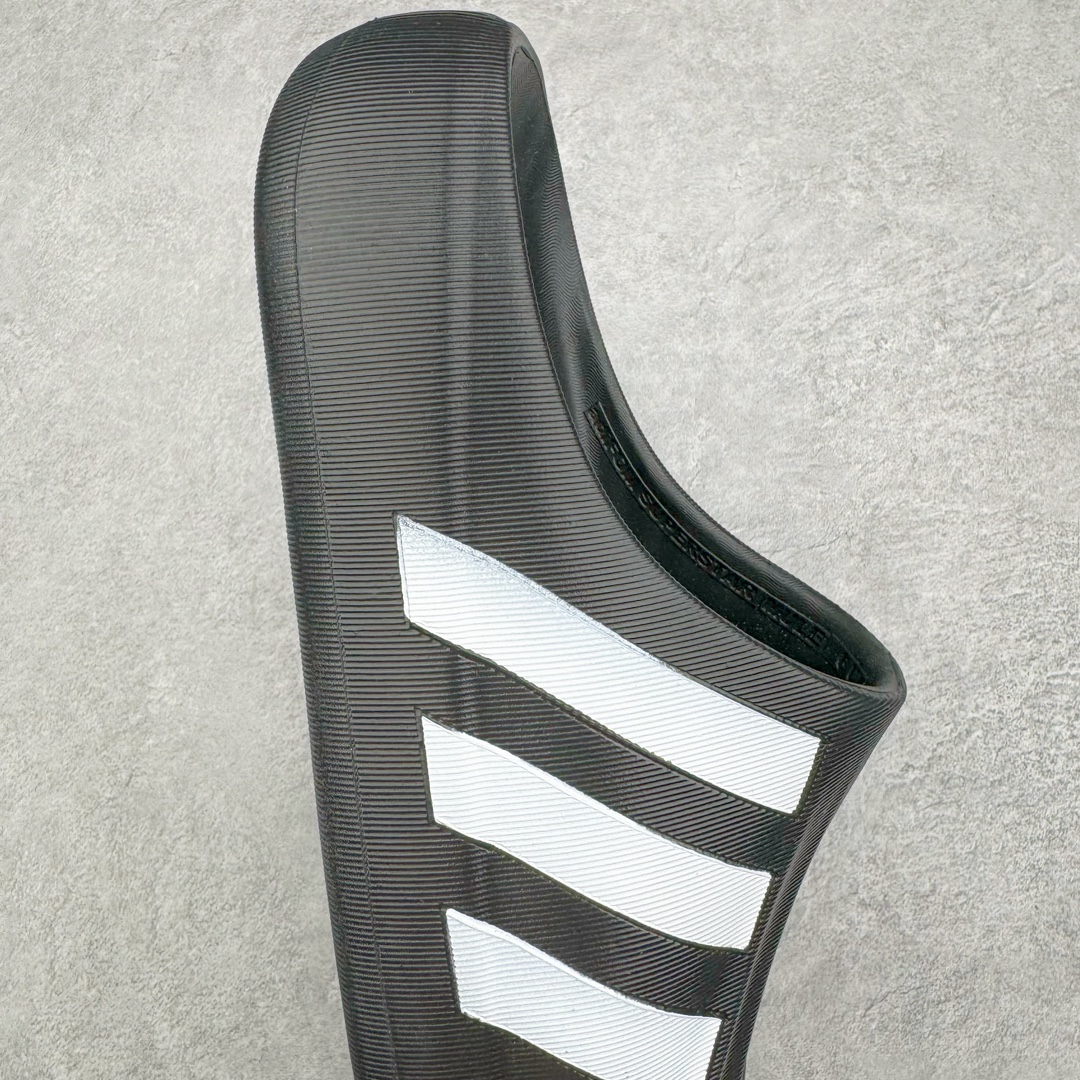 图片[6]-AD adiFOM Superstar MULE 贝壳头版一脚蹬半拖鸭掌鞋半拖 IG8277 产品基于标志性 Superstar 鞋款轮廓的同时 利用可再生的甘蔗加工物材料制成一体式泡沫鞋身 无鞋带设计更加方便穿脱 点睛之笔在于标志性的三道杠出现在鞋子的两侧 鞋跟贴片上饰有品牌标志性的三叶草压花 尺码：36 36.5 37 37.538 38.5 39 40 40.5 41 42 42.5 43 44 44.5 45-选品中心