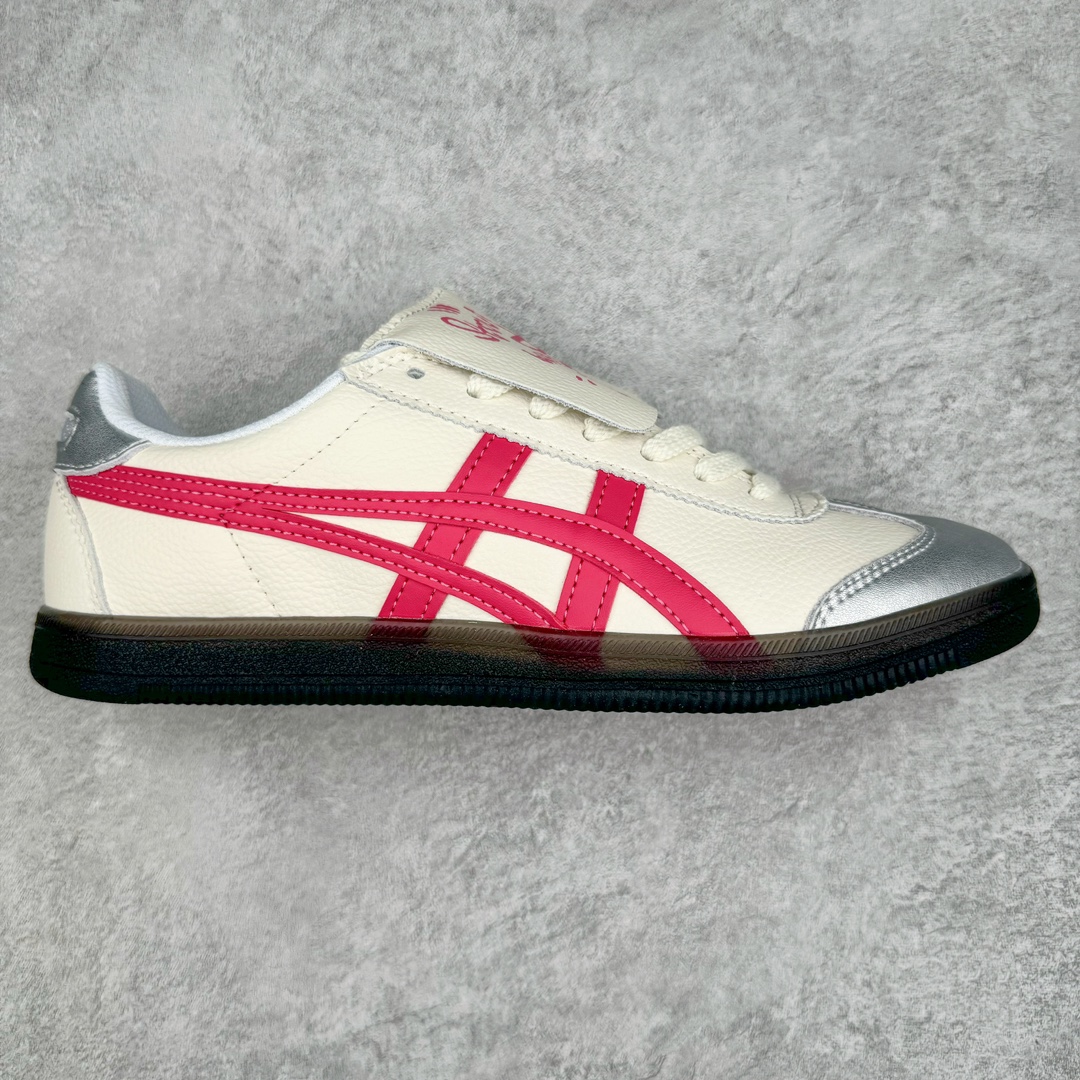 零售💰190 ＃福利特价‼Asics Onitsuka Tige TOKUTEN 亚瑟士鬼冢虎男女士复古跑鞋街拍潮鞋低帮板鞋经典款中性复古运动鞋 轻盈舒适 时尚与复古与一体 轻盈的款式 适合夏天~简单的设定配合修长的线条 全鞋身均以麖皮打造 散发着日本新一代的潮流品味 无论配衬任何造型都能胜任 Tokuten 精神来自80年代的室内用鞋 T-TOE前足补强设计 环状中底底部结构 橡胶大底元素 防滑耐磨的同时保持着鞋子的轻盈 并提供良好牵引力 脚感柔软舒适 长时间行走也不会觉得脚部不适 经典复刻款 休闲百搭 中性款男女都可穿 尺码：36 37 37.5 38 39 40.5 41.5 42 42.5 43.5 44 45 编码：Bby1936090-运动鞋