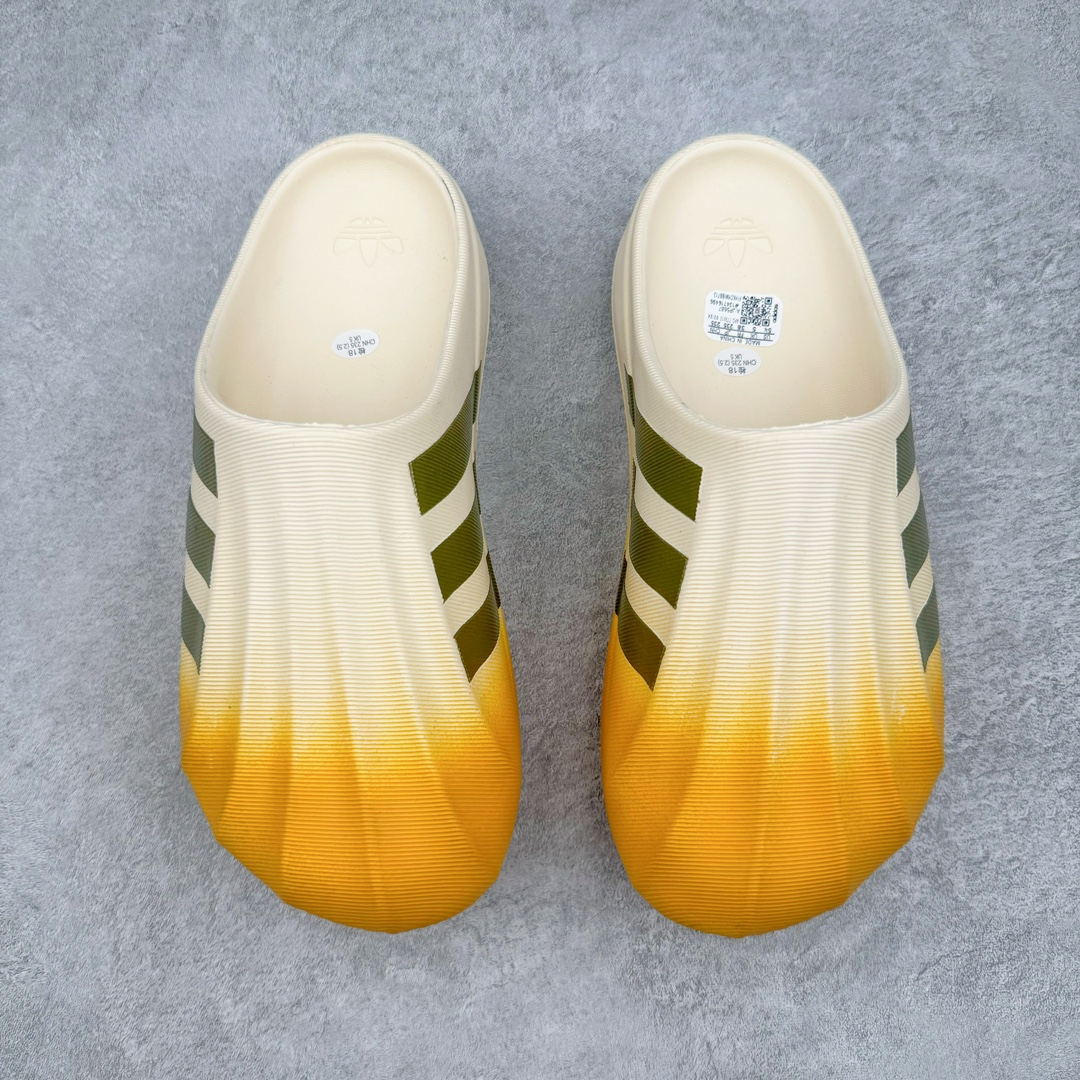 图片[2]-＃H11纯原 AD adiFOM Superstar MULE 贝壳头版一脚蹬半拖鸭掌鞋半拖 JP5687 重金购入原鞋及原档案磨具生产指令开发 鞋头部位凹凸有致 横向大面积波浪纹理 后跟Logo 凹凸明显 轮廓分明 描漆定位精准 公整无偏差不溢出 LOGO内侧钢印清晰工整 原厂磨具全鞋无多余毛边 同源公司EVA粒子环保塑料 原厂指令配方 无任何异味 弹性卡色均保持原鞋一致 匠心打造 鞋口弧度大小 鞋面色泽质感同步原鞋 LOGO内侧钢印清晰工整 中底部分带原厂钢印编号 原厂Ortholite欧斯莱鞋垫 区别掉渣海玻璃鞋垫 吸汗防臭的效果无法相提并论 原厂定制原标 同比ZP 符合人体设计 产品基于标志性 Superstar 鞋款轮廓的同时 利用可再生的甘蔗加工物材料制成一体式泡沫鞋身 无鞋带设计更加方便穿脱 点睛之笔在于标志性的三道杠出现在鞋子的两侧 鞋跟贴片上饰有品牌标志性的三叶草压花 偏小一码 尺码：35.5 36 36.5 37 38 38.5 39 40 40.5 41 42 42.5 43 44 44.5 45 46-选品中心