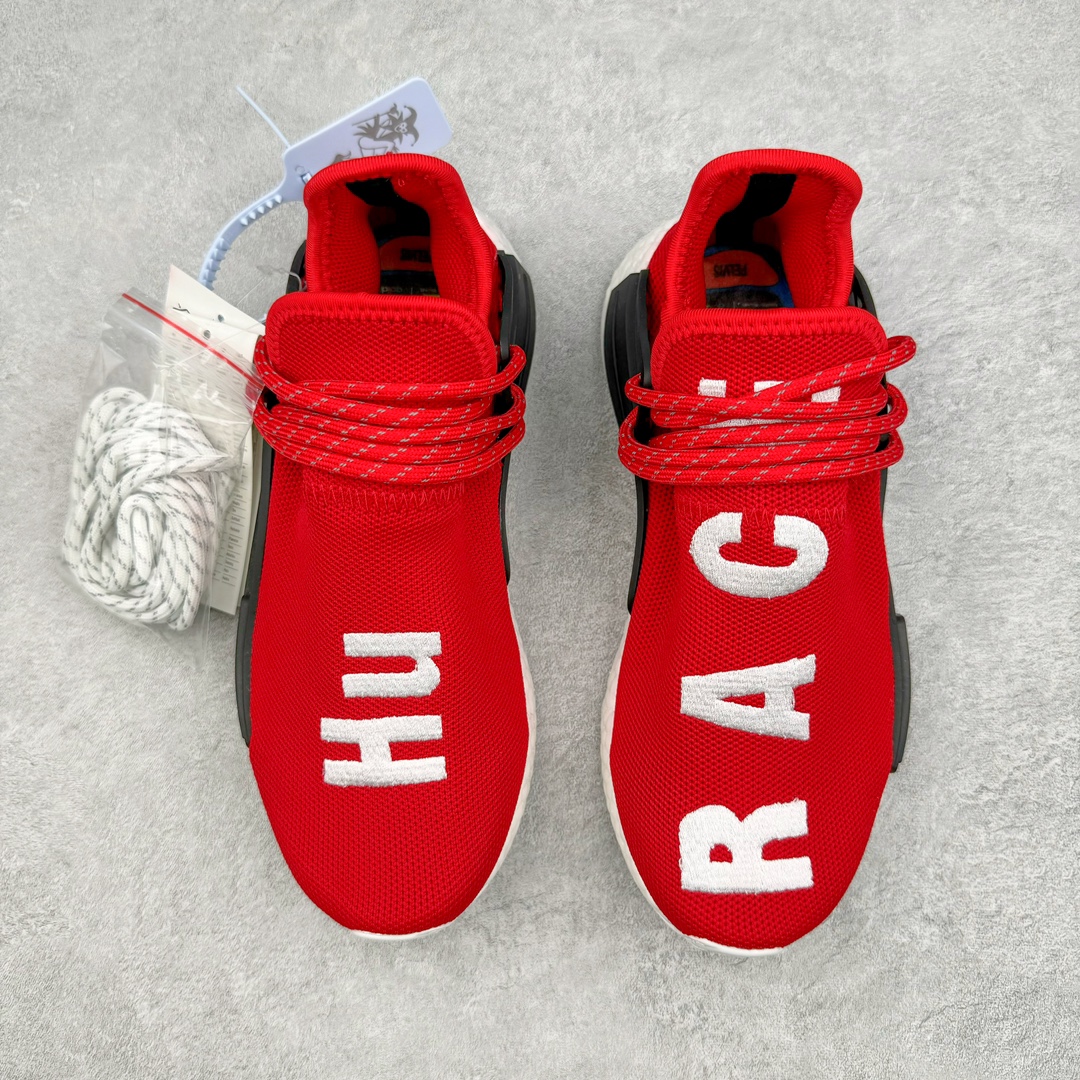 零售💰160 ＃福利特价‼AD Human Race HU Pharrell 菲董联名全掌Boost缓震轻便跑步鞋 沿用了火热的NMD经典鞋型 中底处的块状结构得以保留 但鞋带部分有较大改变 鞋侧增加了网格状系带单元 同样Primeknit材质打造的鞋面上印有硕大的字母标识 带来十足的视觉冲击力 大胆而鲜明的色彩运用也更加彰显出极致的个性 SIZE：36 36.5 37 38 38.5 39 编码：Qby1936060-运动鞋