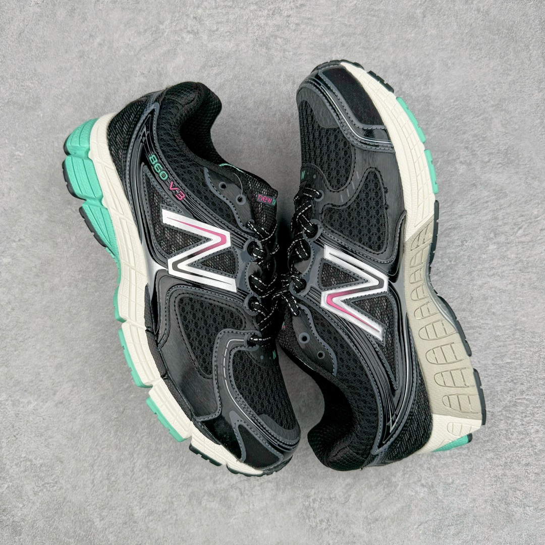 图片[3]-零售💰280 ＃M3纯原 New Balance ML860V3 NB新百伦系列经典复古老爹风休闲运动慢跑鞋 860 是New Balance 著名的复古跑鞋型号 其heyday 需追溯至90 年代初期 回顾历史 以复兴860 为目标 推出这款经典跑鞋的全新升级版860 V3 而英国球鞋名所Footpatrol 也为这双新生款型打造一辑特别型录 新版本将N-ergy 与Acteva Lite 技术巧妙融合 其中前者可吸收冲击力 具优越减震性与弹性 而后者则使860V3保持轻巧、光滑的外观轮廓 球鞋采用开放式网眼制成 并附带恰到好处的金属饰面 亦为传统运动鞋带去更浓郁的现代气息 860V3在具备专业跑步鞋韧性的同时 也拥有围绕生活方式哲学而诞生的时髦感 不仅能够匹配日常风格 还适合用以塑造urban style 各位city boy 不要错过了 尺码：36 37 37.5 38 38.5 39.5 40 40.5 41 42 42.5 43 44 44.5 45 编码：Mby2936080-运动鞋