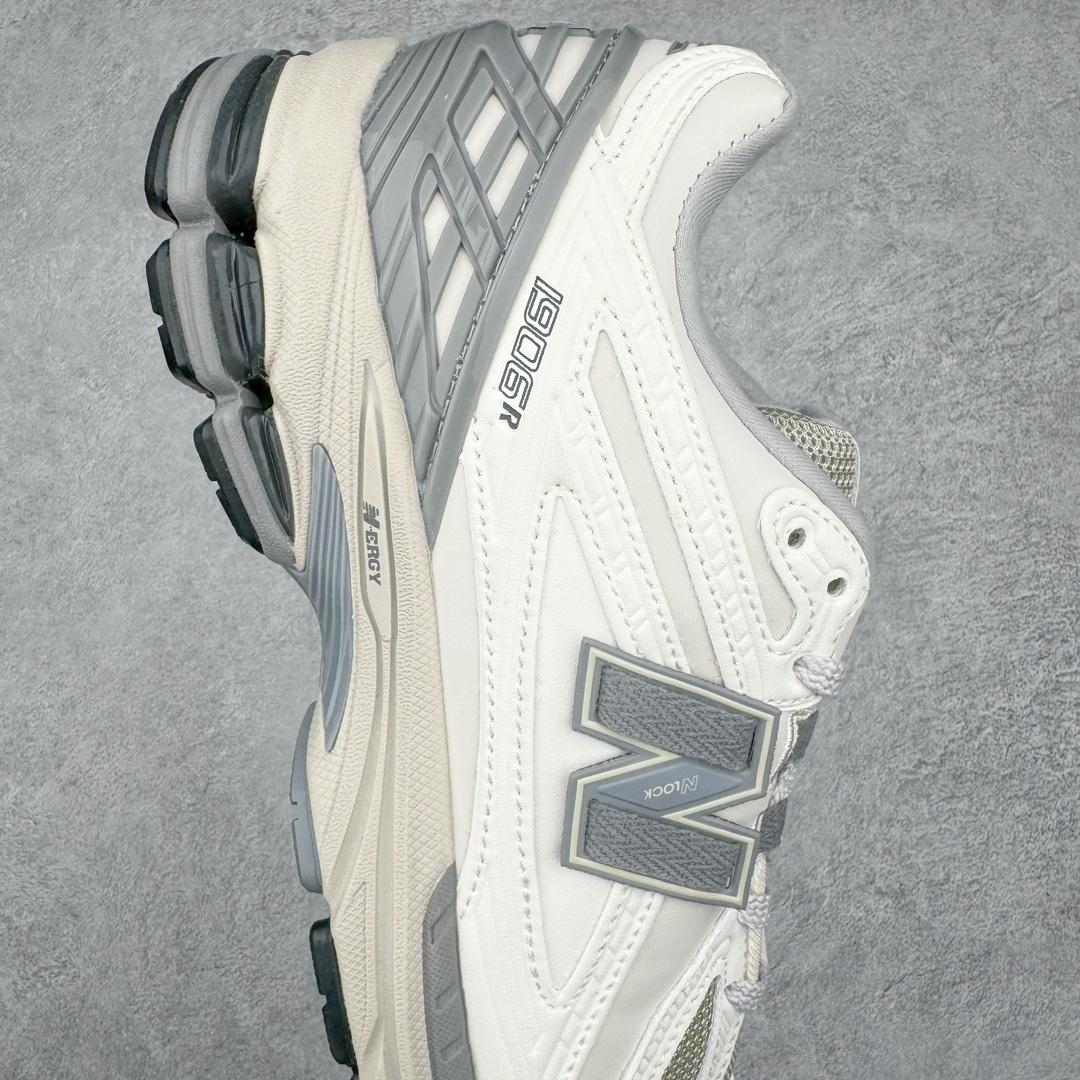 图片[6]-零售💰290 ＃DT纯原 新百伦NB New Balance M1906系列 全套原楦原纸板原厂数据开发 进口三明治网面 原装进口皮料正确绒感卡色 正确中底拉帮中底网布细节 原厂标裁 带紫光防伪 定制后跟透明水晶模块 冲裁组合 大底贴合程度胶水上色把控完美 整洁度挑战全网艺术家 多道序QC把关品质完善 匠心打造 耗时两个月开发完成 工艺极其复杂难度可想而知 新开独立私模大底 正确六层组合大底 高端零售专供产物 Size：36 37 37.5 38 38.5 39 40 40.5 41 42 42.5 43 44 45 编码：Dby2936090-运动鞋