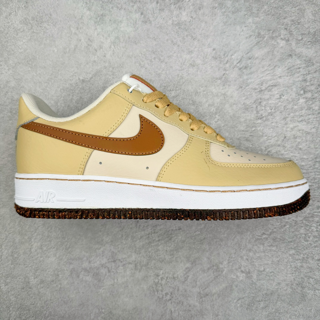 图片[7]-零售💰220 ＃小绿X NK Air Force 1 Low \’07 空军一号低帮经典板鞋 韩国专供 大厂出品 超高清洁度 免检产品 无胶水线头 空军圈的一股清流 极限压缩成本 超合理价格 跑量神器 原纸板原楦头开发 全鞋电脑针车 工整有序 原厂港宝加持完美还原灵魂版型 原标原盒 内置Sole气垫 中底白色背胶 原厂刺绣 正确拉帮走线 鞋款柔软弹性十足的缓震性能和出色的中底设计 横跨复古与现代的外型结合 造就出风靡全球三十多年的Force 1 直到今天还深受青睐 尺码：36 36.5 37.5 38 38.5 39 40 40.5 41 42 42.5 43 44 44.5 45 46 编码：by2936020-运动鞋