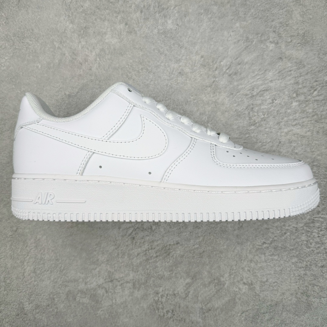 图片[2]-零售💰220 ＃小绿X NK Air Force 1 Low \’07 空军一号低帮经典板鞋 韩国专供 大厂出品 超高清洁度 免检产品 无胶水线头 空军圈的一股清流 极限压缩成本 超合理价格 跑量神器 原纸板原楦头开发 全鞋电脑针车 工整有序 原厂港宝加持完美还原灵魂版型 原标原盒 内置Sole气垫 中底白色背胶 原厂刺绣 正确拉帮走线 鞋款柔软弹性十足的缓震性能和出色的中底设计 横跨复古与现代的外型结合 造就出风靡全球三十多年的Force 1 直到今天还深受青睐 尺码：36 36.5 37.5 38 38.5 39 40 40.5 41 42 42.5 43 44 44.5 45 46 编码：by2936020-运动鞋