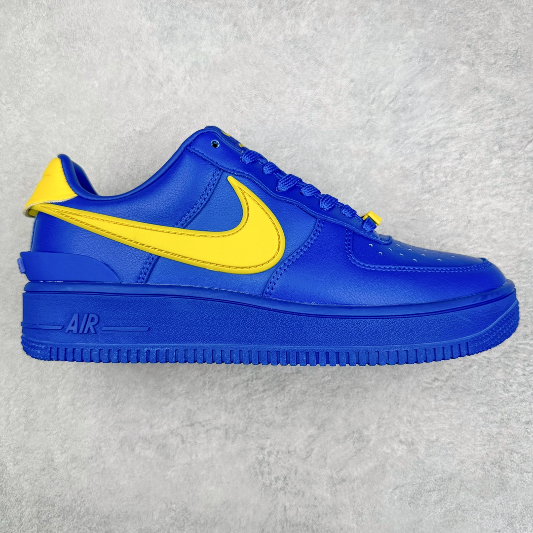 图片[2]-零售💰220 ＃小绿X NK Air Force 1 Low \’07 空军一号低帮经典板鞋 韩国专供 大厂出品 超高清洁度 免检产品 无胶水线头 空军圈的一股清流 极限压缩成本 超合理价格 跑量神器 原纸板原楦头开发 全鞋电脑针车 工整有序 原厂港宝加持完美还原灵魂版型 原标原盒 内置Sole气垫 中底白色背胶 原厂刺绣 正确拉帮走线 鞋款柔软弹性十足的缓震性能和出色的中底设计 横跨复古与现代的外型结合 造就出风靡全球三十多年的Force 1 直到今天还深受青睐 尺码：36 36.5 37.5 38 38.5 39 40 40.5 41 42 42.5 43 44 44.5 45 46 编码：by2936020-运动鞋