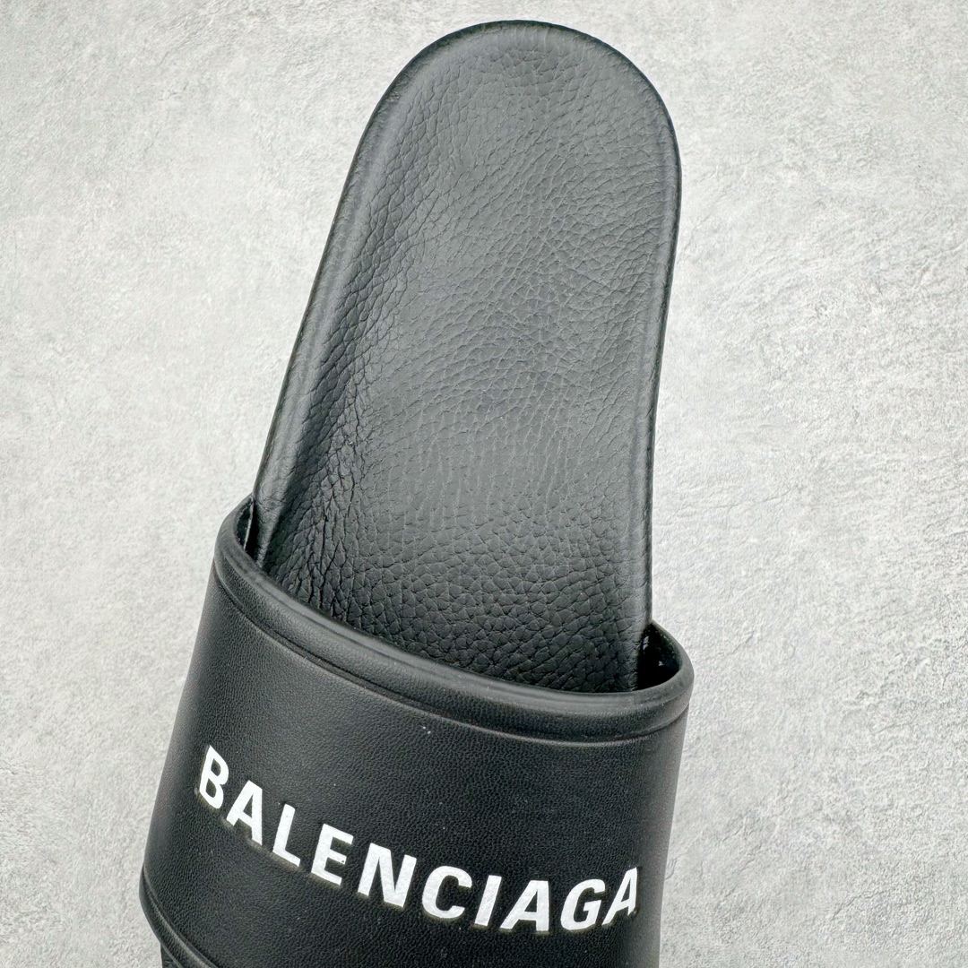 图片[5]-零售💰150 ＃PK纯原福利‼Balenciaga Pool Slide Sandal 巴黎世家时尚套穿橡胶一字涉水拖鞋 Piscine橡胶拖鞋式凉鞋 橡胶拖鞋式凉鞋 压模橡胶鞋床 带子上的白色 3D 标志 后跟浮印Balenciaga品牌标识 同色系鞋底和鞋垫 尺码：35 36 37 38 39 40 41 42 43 44 45 46 编码：by1936050-运动鞋