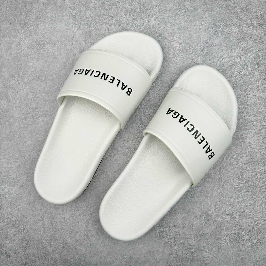 图片[3]-零售💰150 ＃PK纯原福利‼Balenciaga Pool Slide Sandal 巴黎世家时尚套穿橡胶一字涉水拖鞋 Piscine橡胶拖鞋式凉鞋 橡胶拖鞋式凉鞋 压模橡胶鞋床 带子上的白色 3D 标志 后跟浮印Balenciaga品牌标识 同色系鞋底和鞋垫 尺码：35 36 37 38 39 40 41 42 43 44 45 46 编码：by1936050-运动鞋