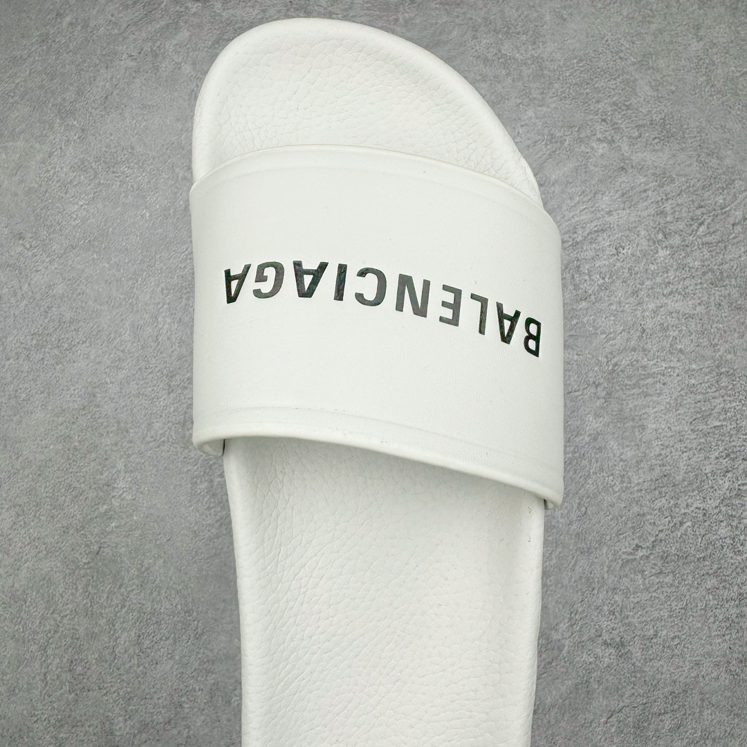 图片[4]-零售💰150 ＃PK纯原福利‼Balenciaga Pool Slide Sandal 巴黎世家时尚套穿橡胶一字涉水拖鞋 Piscine橡胶拖鞋式凉鞋 橡胶拖鞋式凉鞋 压模橡胶鞋床 带子上的白色 3D 标志 后跟浮印Balenciaga品牌标识 同色系鞋底和鞋垫 尺码：35 36 37 38 39 40 41 42 43 44 45 46 编码：by1936050-运动鞋