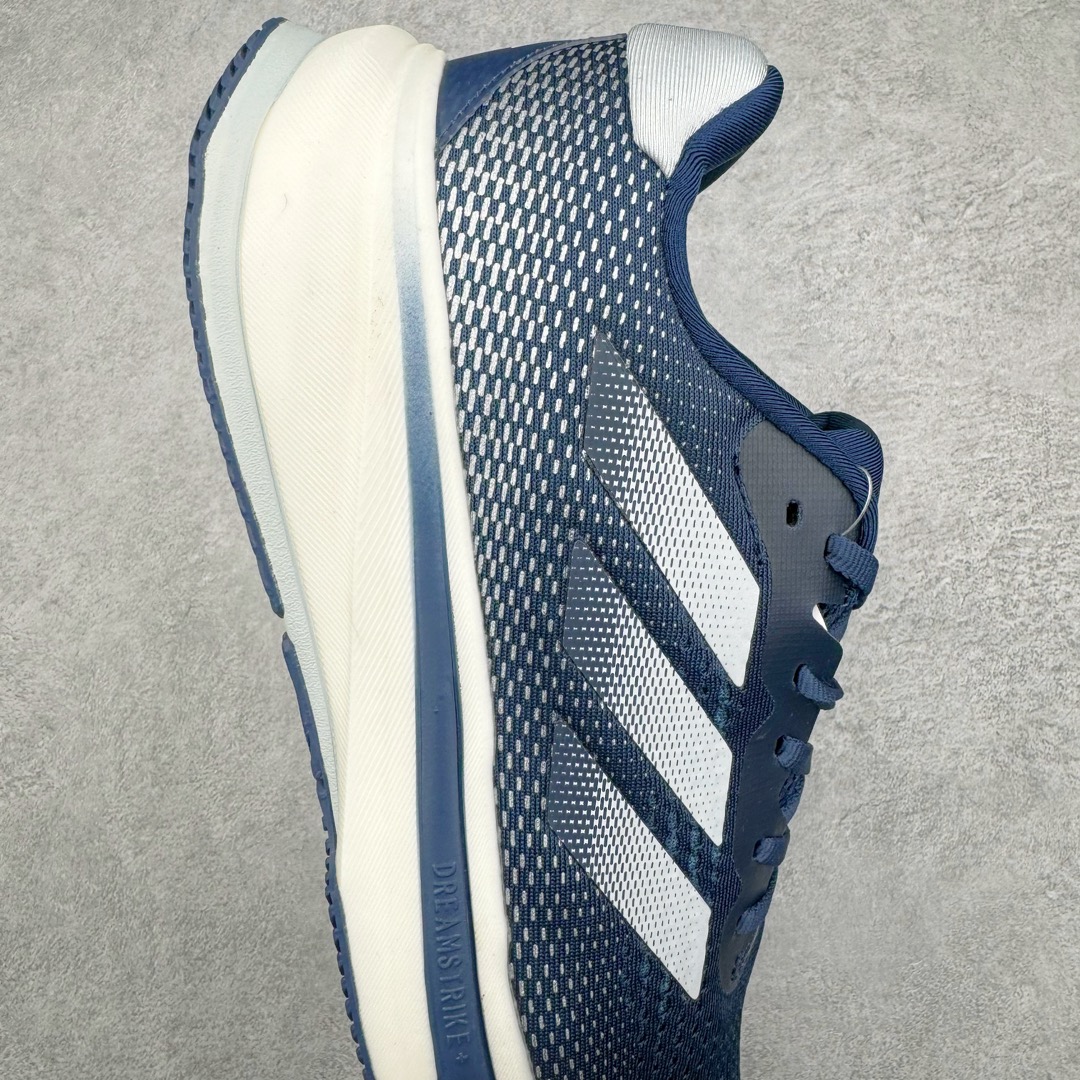 图片[6]-AD Supernova Rise 阿迪全新休闲轻跑鞋 款鞋采用了Dreamstrike+ 中底 将缓冲材质与柔软的织物相结合 以最大限度地减少刺激性摩擦和慢跑后水泡的可能性 在美学方面 Supernova Rise 从自然和生物中汲取灵感 如深色底色和半绿色细节 尺码：36 36.5 37.5 38 38.5 39 40 40.5 41 42 42.5 43 44 44.5 45-选品中心