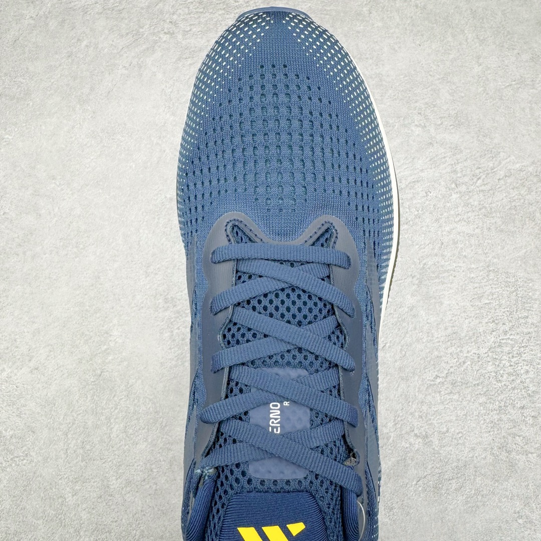 图片[4]-AD Supernova Rise 阿迪全新休闲轻跑鞋 款鞋采用了Dreamstrike+ 中底 将缓冲材质与柔软的织物相结合 以最大限度地减少刺激性摩擦和慢跑后水泡的可能性 在美学方面 Supernova Rise 从自然和生物中汲取灵感 如深色底色和半绿色细节 尺码：36 36.5 37.5 38 38.5 39 40 40.5 41 42 42.5 43 44 44.5 45-选品中心