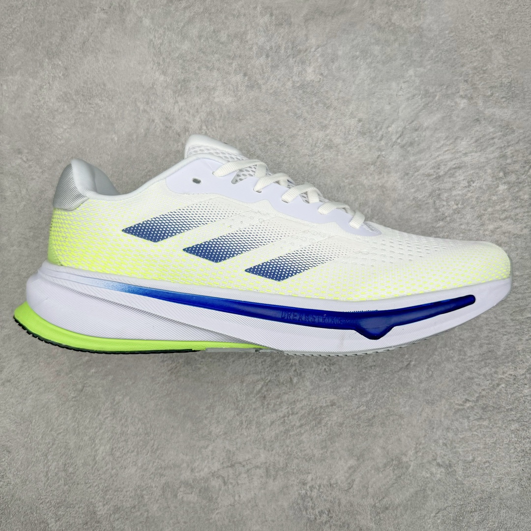 AD Supernova Rise 阿迪全新休闲轻跑鞋 款鞋采用了Dreamstrike+ 中底 将缓冲材质与柔软的织物相结合 以最大限度地减少刺激性摩擦和慢跑后水泡的可能性 在美学方面 Supernova Rise 从自然和生物中汲取灵感 如深色底色和半绿色细节 尺码:36 36.5 37.5 38 38.5 39 40 40.5 41 42 42.5 43 44 44.5 45-选品中心