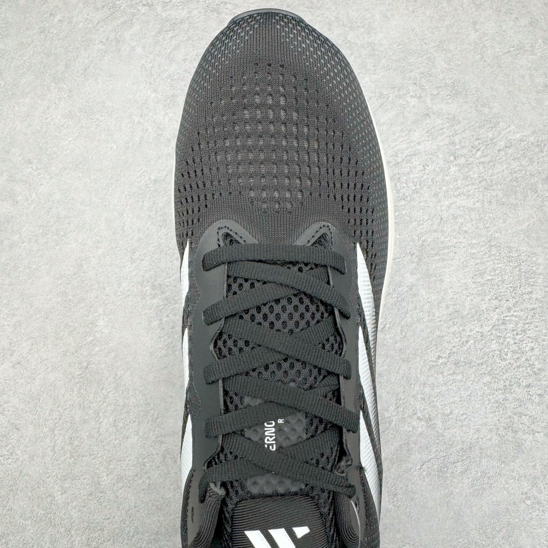 图片[4]-AD Supernova Rise 阿迪全新休闲轻跑鞋 款鞋采用了Dreamstrike+ 中底 将缓冲材质与柔软的织物相结合 以最大限度地减少刺激性摩擦和慢跑后水泡的可能性 在美学方面 Supernova Rise 从自然和生物中汲取灵感 如深色底色和半绿色细节 尺码：36 36.5 37.5 38 38.5 39 40 40.5 41 42 42.5 43 44 44.5 45-选品中心