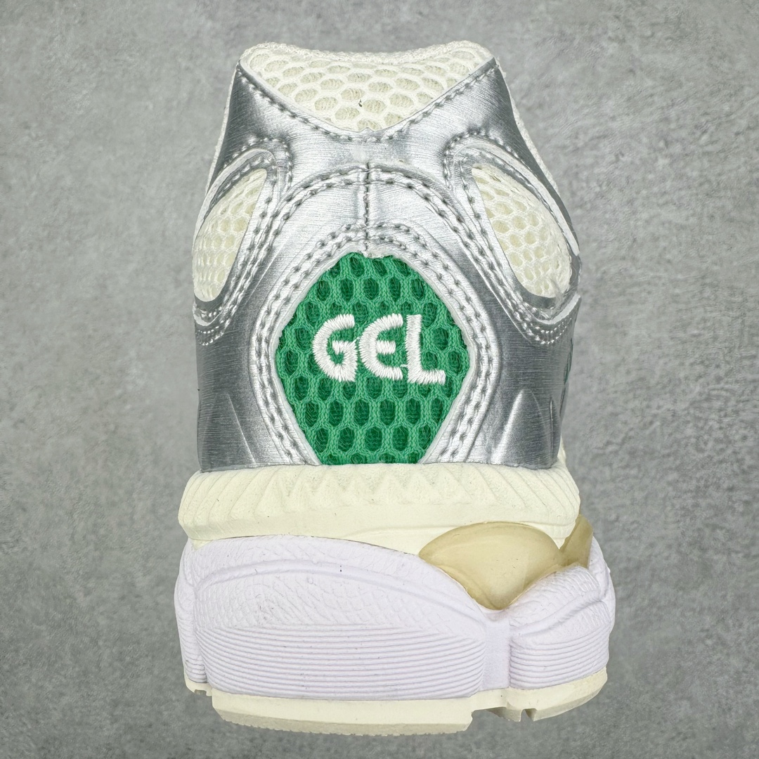 图片[8]-零售💰270 Asics GEL-NYC 亚瑟士防滑耐磨透气低帮运动休闲鞋 GEL-NYC™ 运动鞋的灵感源自传统和现代高性能跑步风格 其鞋面结构参考了 2000 年代初的 GEL-NIMBUS™ 3 鞋 并将其与 MC-PLUS V 设计中的各种装饰融为一体 该工装通过使用 GEL-CUMULUS® 16 鞋的工装系统来对比鞋面的复古风格 通过轻质泡沫和 GEL® 技术嵌入物的结合 这种中底结构有助于创造先进的脚底舒适度 尺码：36 37 37.5 38 39 40.5 41.5 42 42.5 43.5 44 45 编码：Xby2936070-运动鞋