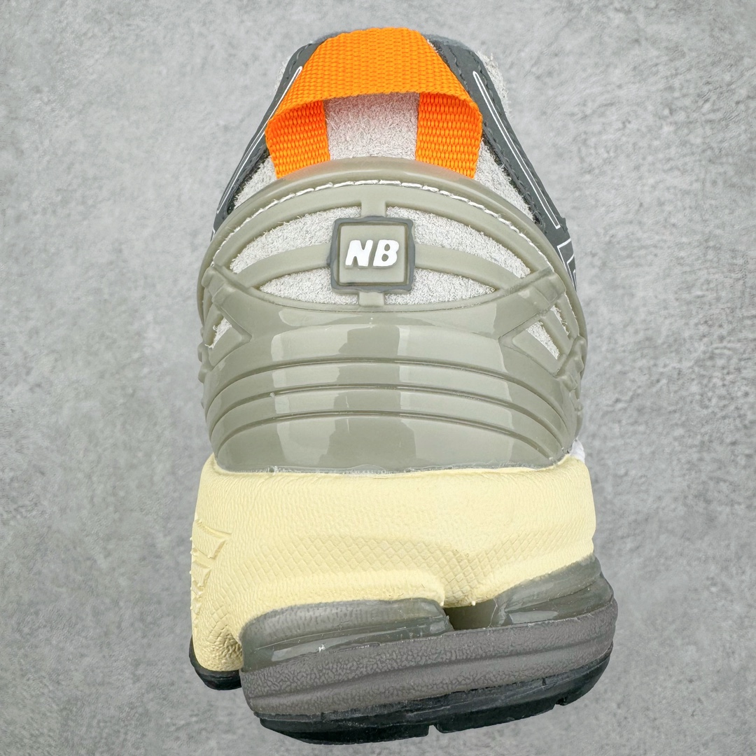 图片[8]-零售💰290 ＃DT纯原 新百伦NB New Balance M1906系列 全套原楦原纸板原厂数据开发 进口三明治网面 原装进口皮料正确绒感卡色 正确中底拉帮中底网布细节 原厂标裁 带紫光防伪 定制后跟透明水晶模块 冲裁组合 大底贴合程度胶水上色把控完美 整洁度挑战全网艺术家 多道序QC把关品质完善 匠心打造 耗时两个月开发完成 工艺极其复杂难度可想而知 新开独立私模大底 正确六层组合大底 高端零售专供产物 Size：36 37 37.5 38 38.5 39 40 40.5 41 42 42.5 43 44 45 编码：Dby2936090-运动鞋