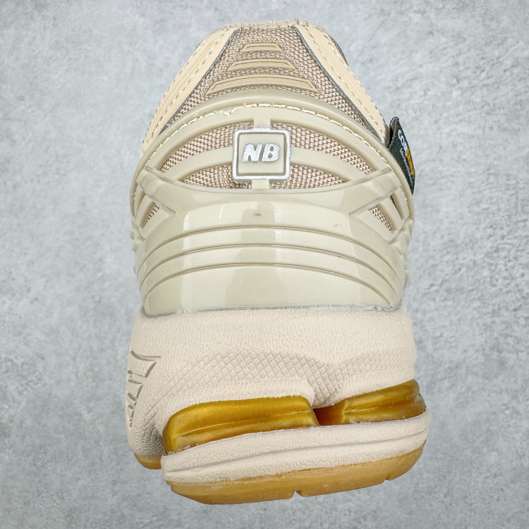 图片[8]-零售💰290 ＃DT纯原 新百伦NB New Balance M1906系列 全套原楦原纸板原厂数据开发 进口三明治网面 原装进口皮料正确绒感卡色 正确中底拉帮中底网布细节 原厂标裁 带紫光防伪 定制后跟透明水晶模块 冲裁组合 大底贴合程度胶水上色把控完美 整洁度挑战全网艺术家 多道序QC把关品质完善 匠心打造 耗时两个月开发完成 工艺极其复杂难度可想而知 新开独立私模大底 正确六层组合大底 高端零售专供产物 Size：36 37 37.5 38 38.5 39 40 40.5 41 42 42.5 43 44 45 编码：Dby2936090-运动鞋