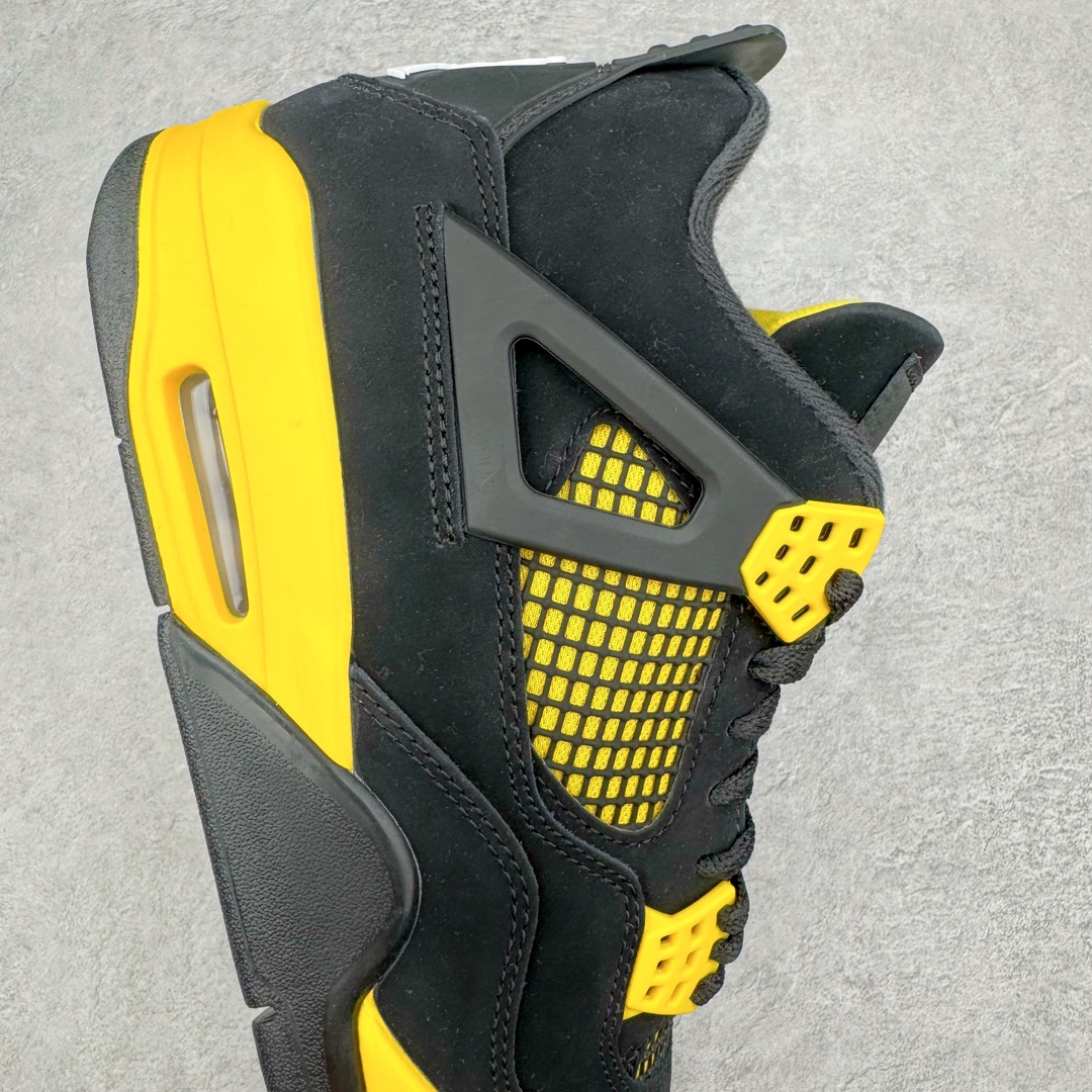 图片[6]-零售💰540 ＃Ljr Air Jordan AJ4 Retro 黑黄雷公 DH6927-017 圈内高端零售标杆 独家外贸特供 耗时半年巨作 全套原纸板楦头开发 原厂特供皮料加持 确保原汁原味 完美呈现四代版型 一比一鞋头弧度高度鞋身弧度 数据细节工艺流程均保持原鞋一致 原厂TPU网格鞋带扣 正确内里网布 菱角分明不变形无多余毛边 柔软性质感一致于原鞋 市场唯一原厂鞋扣模具 背面可见隐藏注塑口 原厂织唛标 原厂飞人电绣工艺 尾指中部跳三针 独家绑鞋带手法 印刷中底布 四线拉帮 米色美纹纸贴合固定 进口港宝加持 后跟自然饱满 全鞋荧光划线卡点 追求极致完美 每一双都是工艺品 多重QC质检 超越公司货的品控标准 实实在在的免检产品 尺码：40.5 41 42 42.5 43 44 44.5 45 45.5 46 47.5 48.5 编码：by5936040-运动鞋