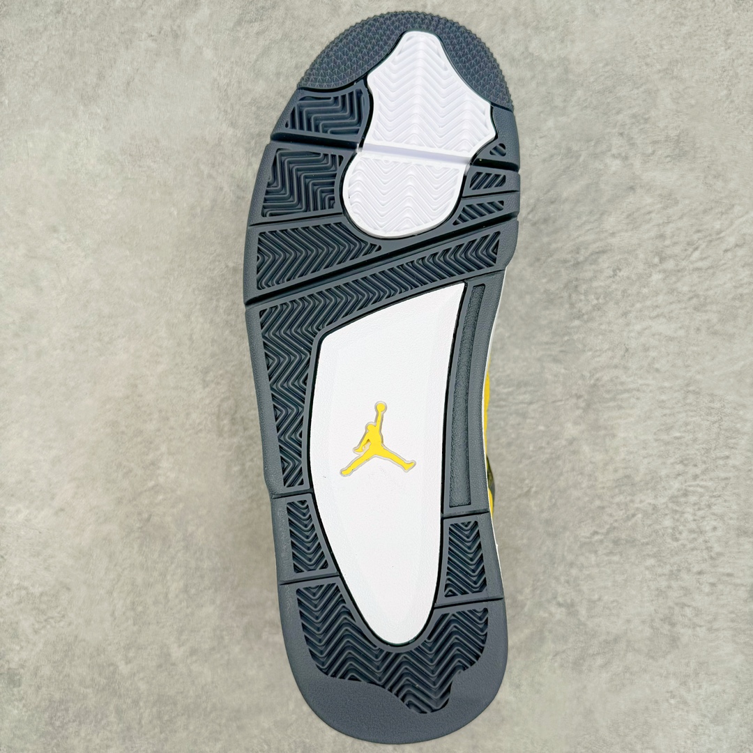 图片[9]-零售💰540 ＃Ljr Air Jordan AJ4 Retro 黑黄电母 CT8527-700 圈内高端零售标杆 独家外贸特供 耗时半年巨作 全套原纸板楦头开发 原厂特供皮料加持 确保原汁原味 完美呈现四代版型 一比一鞋头弧度高度鞋身弧度 数据细节工艺流程均保持原鞋一致 原厂TPU网格鞋带扣 正确内里网布 菱角分明不变形无多余毛边 柔软性质感一致于原鞋 市场唯一原厂鞋扣模具 背面可见隐藏注塑口 原厂织唛标 原厂飞人电绣工艺 尾指中部跳三针 独家绑鞋带手法 印刷中底布 四线拉帮 米色美纹纸贴合固定 进口港宝加持 后跟自然饱满 全鞋荧光划线卡点 追求极致完美 每一双都是工艺品 多重QC质检 超越公司货的品控标准 实实在在的免检产品 尺码：40.5 41 42 42.5 43 44 44.5 45 45.5 46 47.5 48.5 编码：by5936040-运动鞋