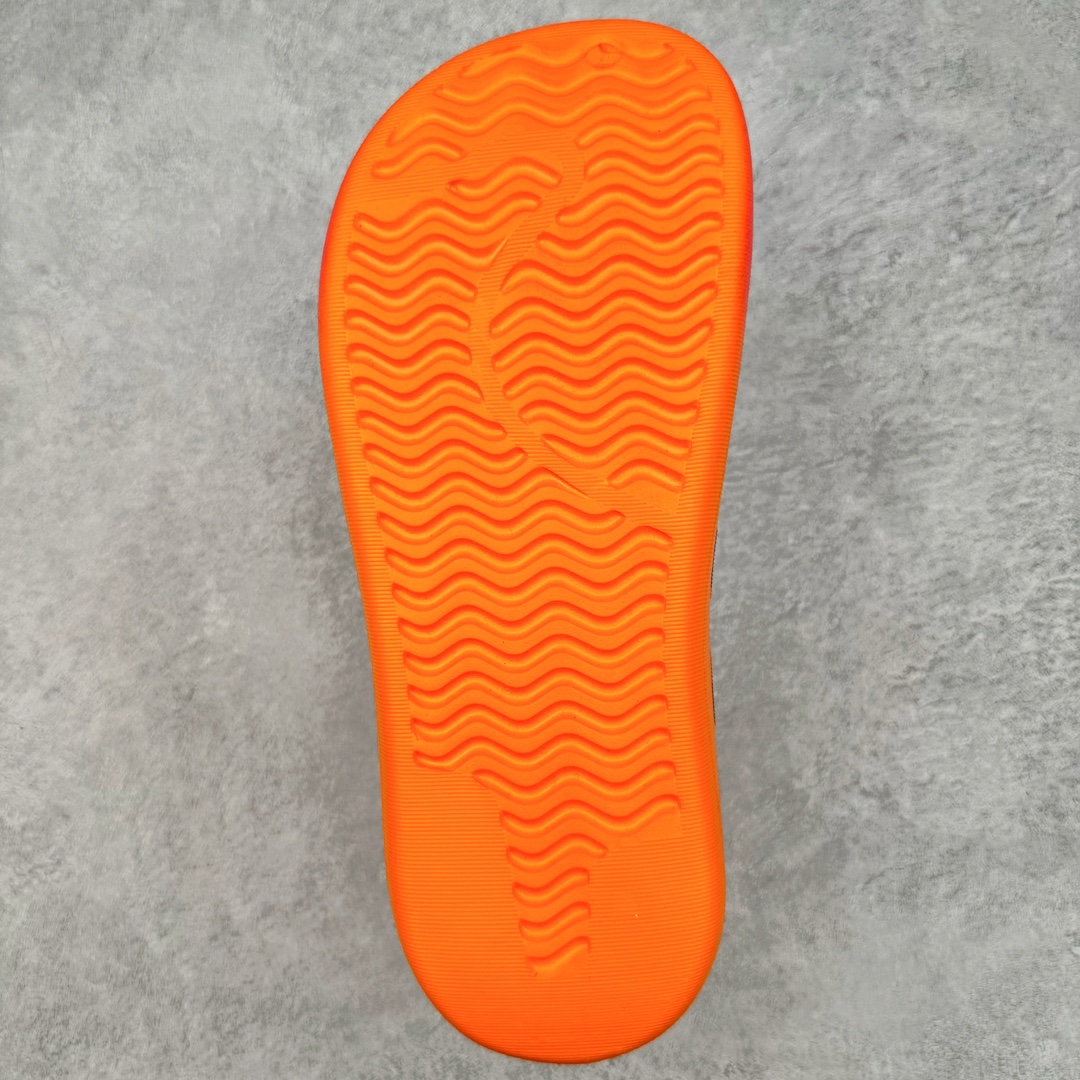 图片[9]-AD adiFOM Superstar MULE 贝壳头版一脚蹬半拖鸭掌鞋半拖 JP5686 产品基于标志性 Superstar 鞋款轮廓的同时 利用可再生的甘蔗加工物材料制成一体式泡沫鞋身 无鞋带设计更加方便穿脱 点睛之笔在于标志性的三道杠出现在鞋子的两侧 鞋跟贴片上饰有品牌标志性的三叶草压花 尺码：36 36.5 37 37.538 38.5 39 40 40.5 41 42 42.5 43 44 44.5 45-选品中心