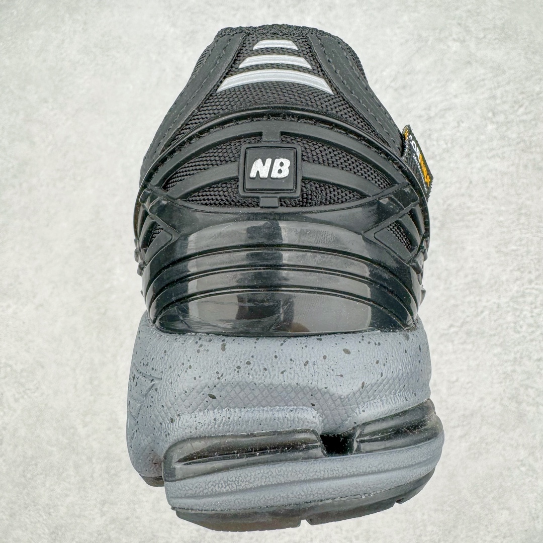 图片[8]-零售💰290 ＃DT纯原 新百伦NB New Balance M1906系列 全套原楦原纸板原厂数据开发 进口三明治网面 原装进口皮料正确绒感卡色 正确中底拉帮中底网布细节 原厂标裁 带紫光防伪 定制后跟透明水晶模块 冲裁组合 大底贴合程度胶水上色把控完美 整洁度挑战全网艺术家 多道序QC把关品质完善 匠心打造 耗时两个月开发完成 工艺极其复杂难度可想而知 新开独立私模大底 正确六层组合大底 高端零售专供产物 Size：36 37 37.5 38 38.5 39 40 40.5 41 42 42.5 43 44 45 编码：Dby2936090-运动鞋