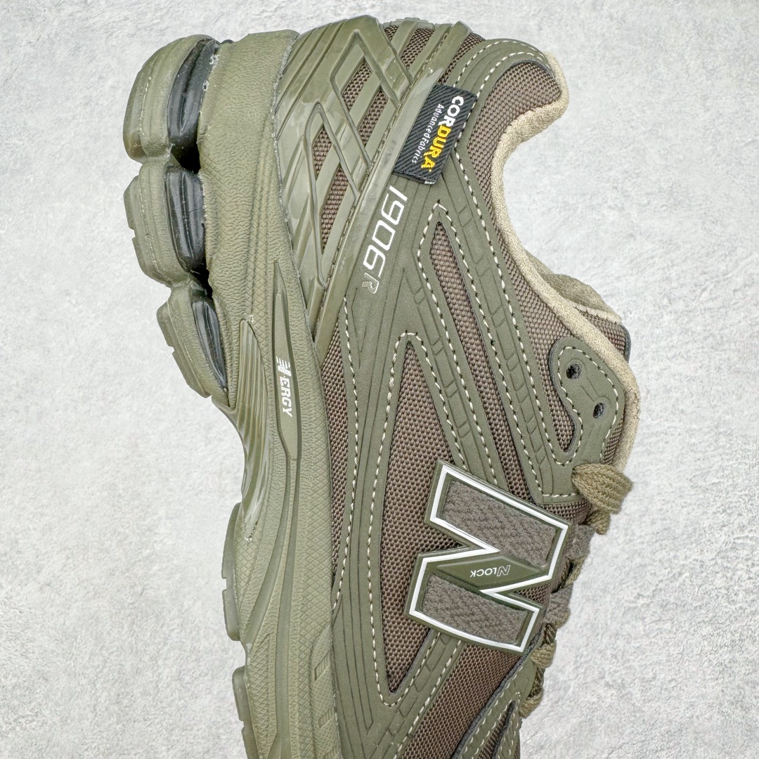 图片[6]-零售💰290 ＃DT纯原 新百伦NB New Balance M1906系列 全套原楦原纸板原厂数据开发 进口三明治网面 原装进口皮料正确绒感卡色 正确中底拉帮中底网布细节 原厂标裁 带紫光防伪 定制后跟透明水晶模块 冲裁组合 大底贴合程度胶水上色把控完美 整洁度挑战全网艺术家 多道序QC把关品质完善 匠心打造 耗时两个月开发完成 工艺极其复杂难度可想而知 新开独立私模大底 正确六层组合大底 高端零售专供产物 Size：36 37 37.5 38 38.5 39 40 40.5 41 42 42.5 43 44 45 编码：Dby2936090-运动鞋