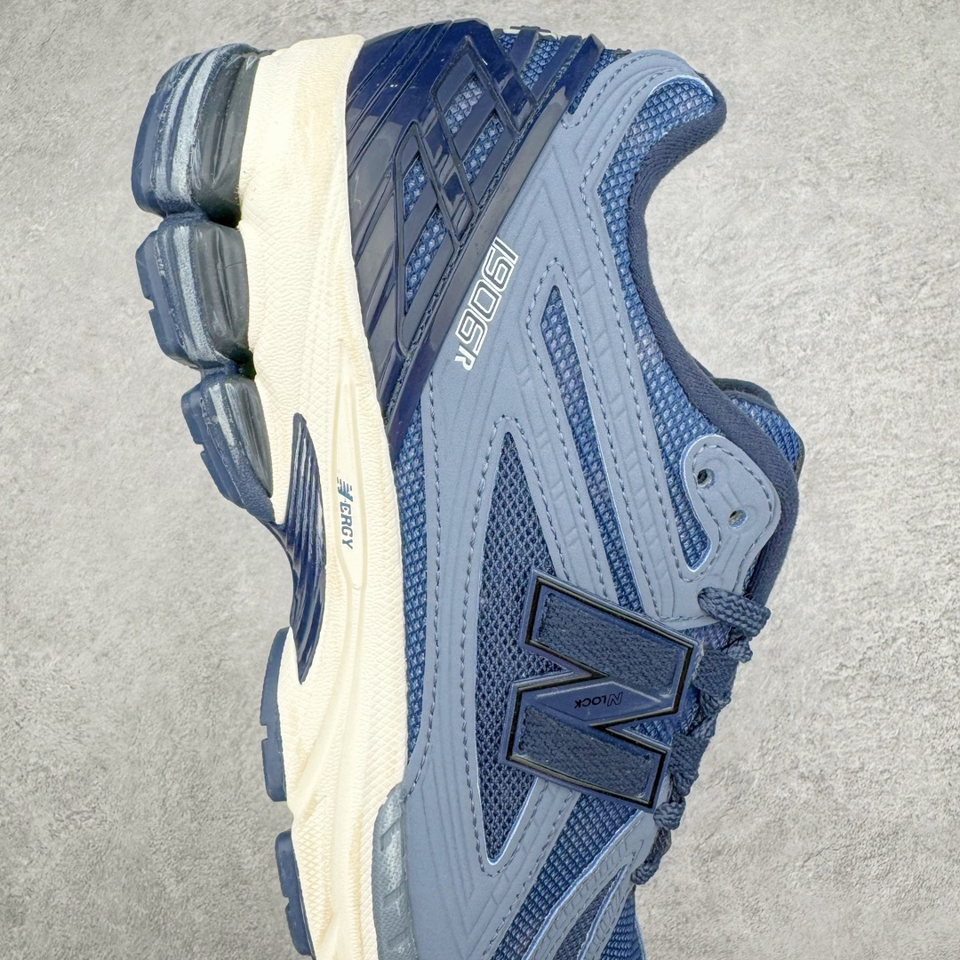 图片[6]-零售💰290 ＃DT纯原 新百伦NB New Balance M1906系列 全套原楦原纸板原厂数据开发 进口三明治网面 原装进口皮料正确绒感卡色 正确中底拉帮中底网布细节 原厂标裁 带紫光防伪 定制后跟透明水晶模块 冲裁组合 大底贴合程度胶水上色把控完美 整洁度挑战全网艺术家 多道序QC把关品质完善 匠心打造 耗时两个月开发完成 工艺极其复杂难度可想而知 新开独立私模大底 正确六层组合大底 高端零售专供产物 Size：36 37 37.5 38 38.5 39 40 40.5 41 42 42.5 43 44 45 编码：Dby2936090-运动鞋