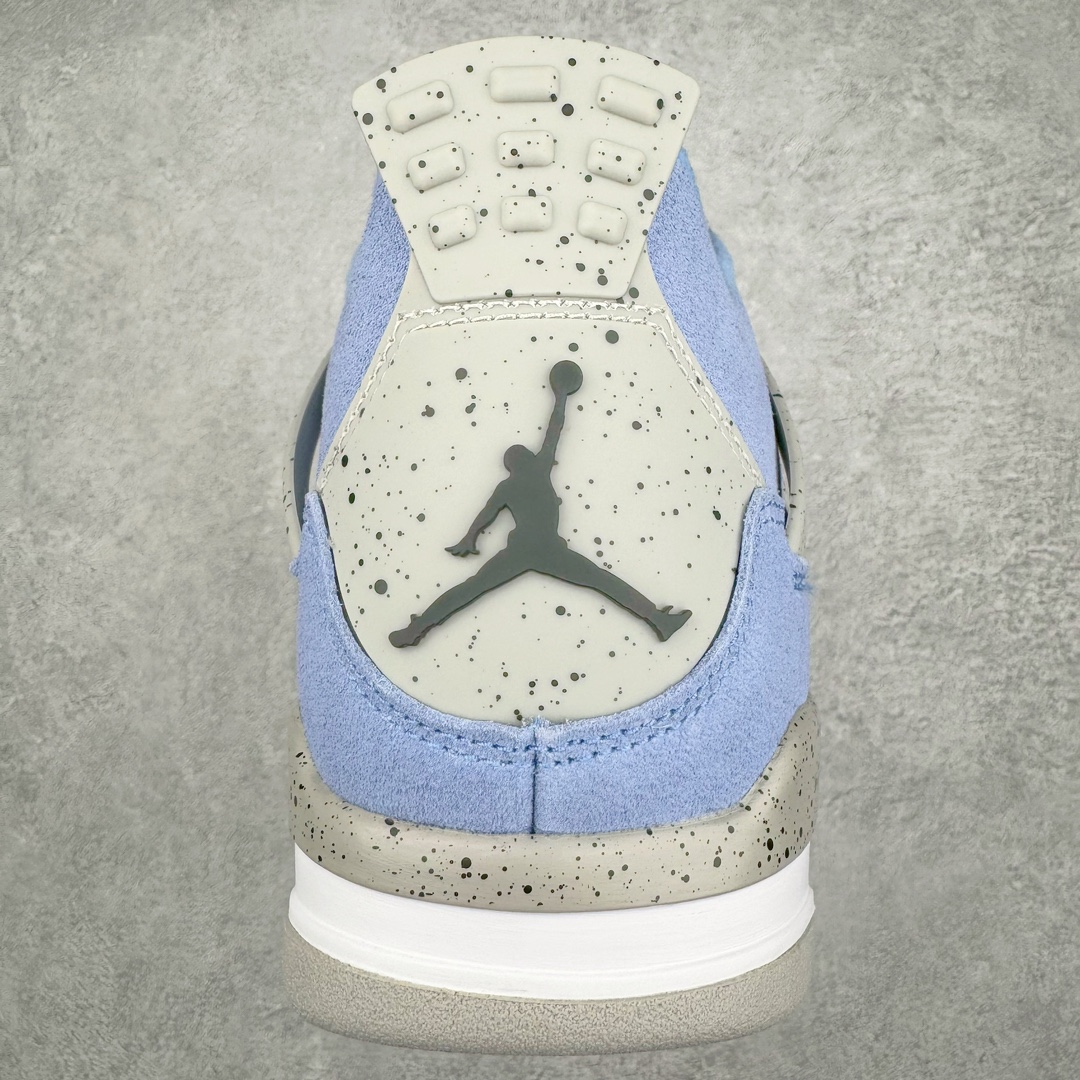 图片[8]-零售💰540 ＃Ljr Air Jordan AJ4 Retro SE \”University Blue\”大学蓝 CT8527-400 圈内高端零售标杆 独家外贸特供 耗时半年巨作 全套原纸板楦头开发 原厂特供皮料加持 确保原汁原味 完美呈现四代版型 一比一鞋头弧度高度鞋身弧度 数据细节工艺流程均保持原鞋一致 原厂TPU网格鞋带扣 正确内里网布 菱角分明不变形无多余毛边 柔软性质感一致于原鞋 市场唯一原厂鞋扣模具 背面可见隐藏注塑口 原厂织唛标 原厂飞人电绣工艺 尾指中部跳三针 独家绑鞋带手法 印刷中底布 四线拉帮 米色美纹纸贴合固定 进口港宝加持 后跟自然饱满 全鞋荧光划线卡点 追求极致完美 每一双都是工艺品 多重QC质检 超越公司货的品控标准 实实在在的免检产品 尺码：40.5 41 42 42.5 43 44 44.5 45 45.5 46 47.5 48.5 编码：by5936040-运动鞋