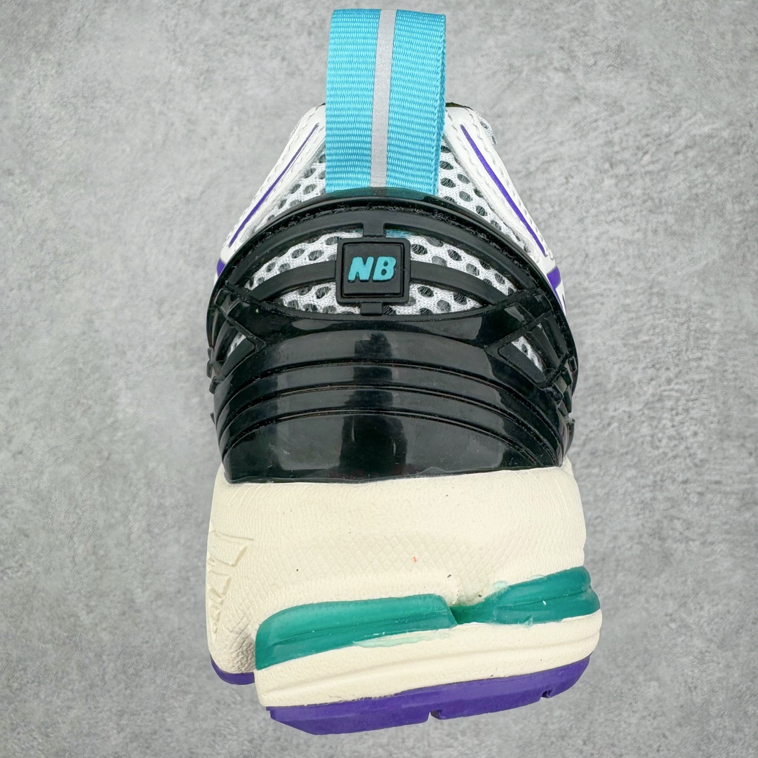 图片[8]-零售💰290 ＃DT纯原 新百伦NB New Balance M1906系列 全套原楦原纸板原厂数据开发 进口三明治网面 原装进口皮料正确绒感卡色 正确中底拉帮中底网布细节 原厂标裁 带紫光防伪 定制后跟透明水晶模块 冲裁组合 大底贴合程度胶水上色把控完美 整洁度挑战全网艺术家 多道序QC把关品质完善 匠心打造 耗时两个月开发完成 工艺极其复杂难度可想而知 新开独立私模大底 正确六层组合大底 高端零售专供产物 Size：36 37 37.5 38 38.5 39 40 40.5 41 42 42.5 43 44 45 编码：Dby2936090-运动鞋