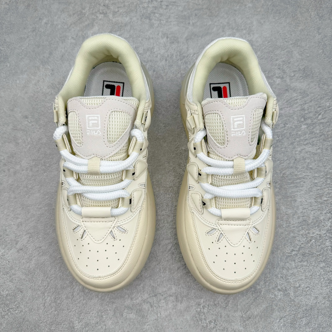 图片[2]-FILA FUSION 斐乐潮牌防滑耐磨轻便运动鞋 FUSION 系列传承了 FILA 的百年基因，融入年轻运动及潮流文化，成为引领变革、创新突破的一代。以“1+N” 的跨界合作模式重现经典的同时创造经典。带来最出其不意的跨界合作惊喜。同时，FILAFUSION把FILA 的 DNA 融入到定制体验里，你可以随心制造厲于你的产品。FILA FUSION 的鞋家族涵盖了老爹鞋、跑步鞋、网球鞋、季节款。风格复古新潮，满足了时尚人士出行及各类运动的搭配需求，成为当下年轻人筷拥的鞋类品牌之一。FILA FUSION 走进年轻人的世界，通过年轻人运动，街舞，滑板，篮球，展现 FILA FUSION 的潮流态度和年轻文化。FILA FUSION 认为末来属于引领变革、创新突破的年轻一代，让我们一起构成 FILA 未来的蓝图吧！尺码：36 36.5 37.5 38 38.5 39 40 40.5 41 42 42.5 43 44 44.5 45-选品中心