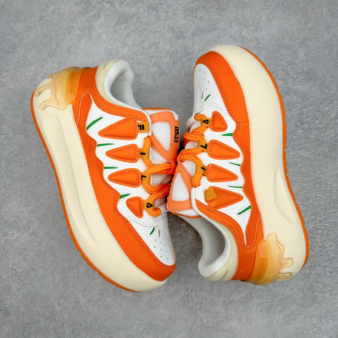 图片[3]-FILA FUSION 斐乐潮牌防滑耐磨轻便运动鞋 FUSION 系列传承了 FILA 的百年基因，融入年轻运动及潮流文化，成为引领变革、创新突破的一代。以“1+N” 的跨界合作模式重现经典的同时创造经典。带来最出其不意的跨界合作惊喜。同时，FILAFUSION把FILA 的 DNA 融入到定制体验里，你可以随心制造厲于你的产品。FILA FUSION 的鞋家族涵盖了老爹鞋、跑步鞋、网球鞋、季节款。风格复古新潮，满足了时尚人士出行及各类运动的搭配需求，成为当下年轻人筷拥的鞋类品牌之一。FILA FUSION 走进年轻人的世界，通过年轻人运动，街舞，滑板，篮球，展现 FILA FUSION 的潮流态度和年轻文化。FILA FUSION 认为末来属于引领变革、创新突破的年轻一代，让我们一起构成 FILA 未来的蓝图吧！尺码：36 36.5 37.5 38 38.5 39 40 40.5 41 42 42.5 43 44 44.5 45-选品中心