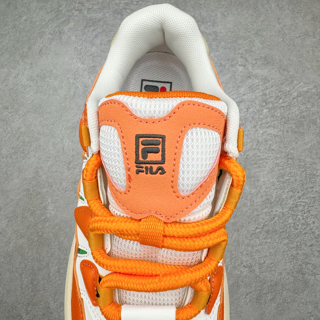 图片[5]-FILA FUSION 斐乐潮牌防滑耐磨轻便运动鞋 FUSION 系列传承了 FILA 的百年基因，融入年轻运动及潮流文化，成为引领变革、创新突破的一代。以“1+N” 的跨界合作模式重现经典的同时创造经典。带来最出其不意的跨界合作惊喜。同时，FILAFUSION把FILA 的 DNA 融入到定制体验里，你可以随心制造厲于你的产品。FILA FUSION 的鞋家族涵盖了老爹鞋、跑步鞋、网球鞋、季节款。风格复古新潮，满足了时尚人士出行及各类运动的搭配需求，成为当下年轻人筷拥的鞋类品牌之一。FILA FUSION 走进年轻人的世界，通过年轻人运动，街舞，滑板，篮球，展现 FILA FUSION 的潮流态度和年轻文化。FILA FUSION 认为末来属于引领变革、创新突破的年轻一代，让我们一起构成 FILA 未来的蓝图吧！尺码：36 36.5 37.5 38 38.5 39 40 40.5 41 42 42.5 43 44 44.5 45-选品中心