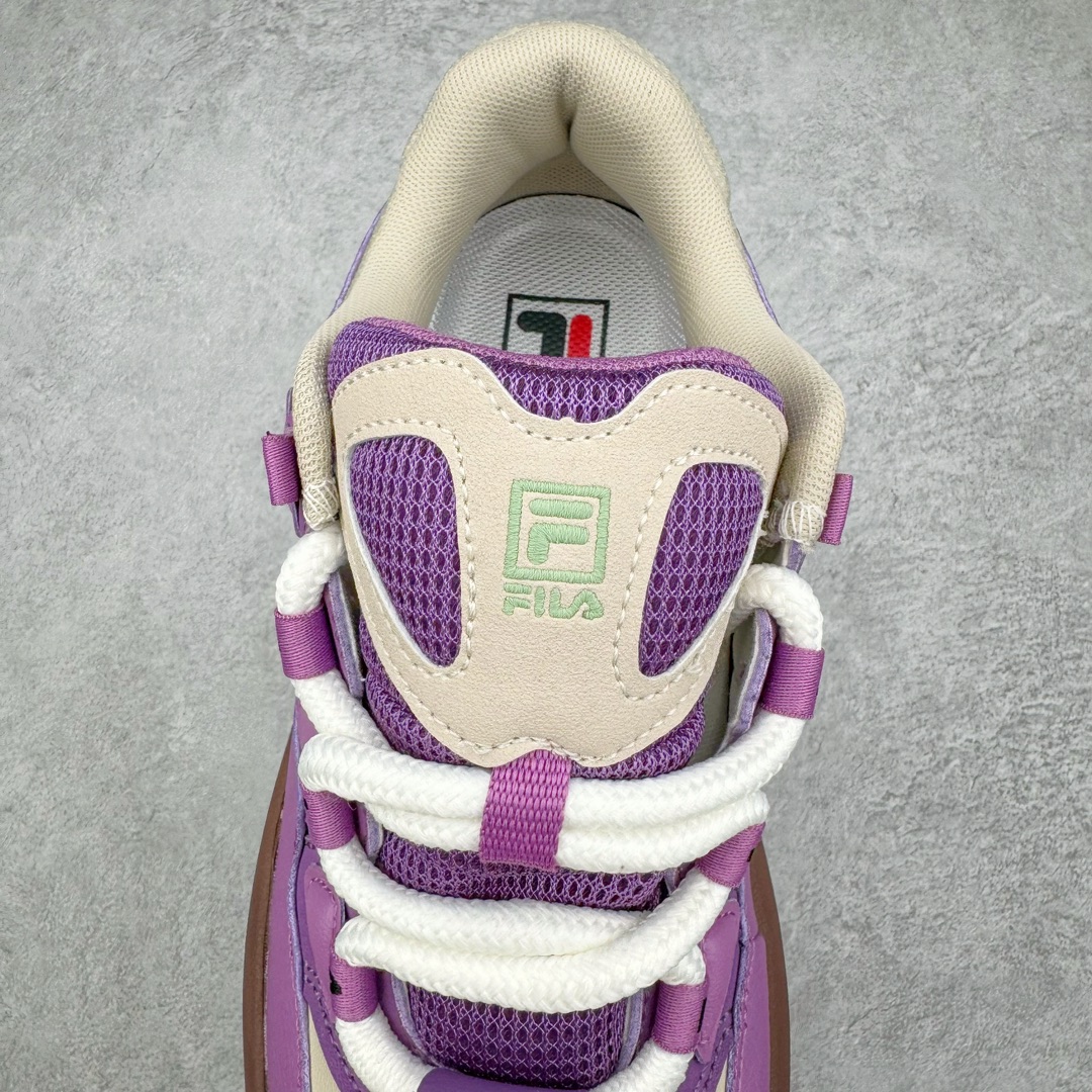 图片[5]-FILA FUSION 斐乐潮牌防滑耐磨轻便运动鞋 FUSION 系列传承了 FILA 的百年基因，融入年轻运动及潮流文化，成为引领变革、创新突破的一代。以“1+N” 的跨界合作模式重现经典的同时创造经典。带来最出其不意的跨界合作惊喜。同时，FILAFUSION把FILA 的 DNA 融入到定制体验里，你可以随心制造厲于你的产品。FILA FUSION 的鞋家族涵盖了老爹鞋、跑步鞋、网球鞋、季节款。风格复古新潮，满足了时尚人士出行及各类运动的搭配需求，成为当下年轻人筷拥的鞋类品牌之一。FILA FUSION 走进年轻人的世界，通过年轻人运动，街舞，滑板，篮球，展现 FILA FUSION 的潮流态度和年轻文化。FILA FUSION 认为末来属于引领变革、创新突破的年轻一代，让我们一起构成 FILA 未来的蓝图吧！尺码：36 36.5 37.5 38 38.5 39 40 40.5 41 42 42.5 43 44 44.5 45-选品中心