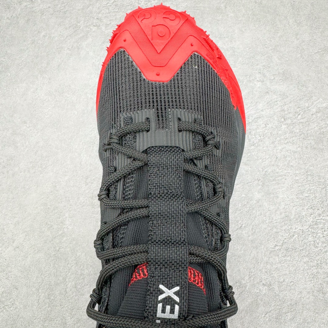 图片[4]-零售💰250 NK ACG Mountain Fly High GORE-TEX ACG户外登山系列越跑高帮休闲运动徒步鞋 CT2904 全新户外鞋款 Mountain Fly 全新来袭 该鞋款沿袭前代高帮版型的设计传统 轻盈鞋面结合反光鞋带以及添加了织带的鞋眼 为双足打造出一体化的舒适脚感 助力轻松畅行 中底则融入柔软的 React 泡棉与 Vaporfly 科技 让你在岩石小径徒步时也能像行走在都市般轻松舒适 此外粘性橡胶外底铸就了攀岩级别的出众抓地力 助你从容应对各种环境挑战 SIZE：36 36.5 37.5 38 38.5 39 40 40.5 41 42 42.5 43 44 44.5 45 46 编码：Tby2936050-运动鞋