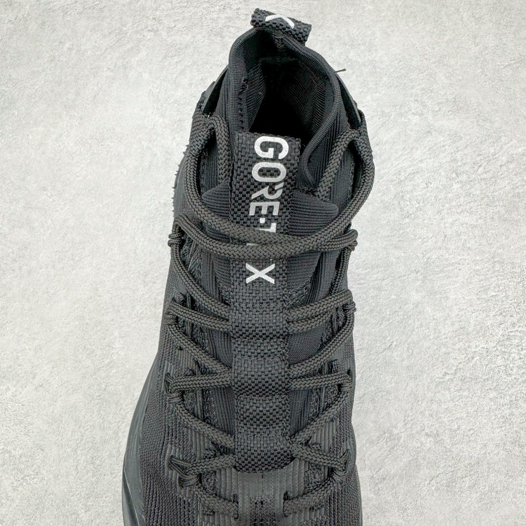 图片[5]-零售💰250 NK ACG Mountain Fly High GORE-TEX ACG户外登山系列越跑高帮休闲运动徒步鞋 CT2904 全新户外鞋款 Mountain Fly 全新来袭 该鞋款沿袭前代高帮版型的设计传统 轻盈鞋面结合反光鞋带以及添加了织带的鞋眼 为双足打造出一体化的舒适脚感 助力轻松畅行 中底则融入柔软的 React 泡棉与 Vaporfly 科技 让你在岩石小径徒步时也能像行走在都市般轻松舒适 此外粘性橡胶外底铸就了攀岩级别的出众抓地力 助你从容应对各种环境挑战 SIZE：36 36.5 37.5 38 38.5 39 40 40.5 41 42 42.5 43 44 44.5 45 46 编码：Tby2936050-运动鞋