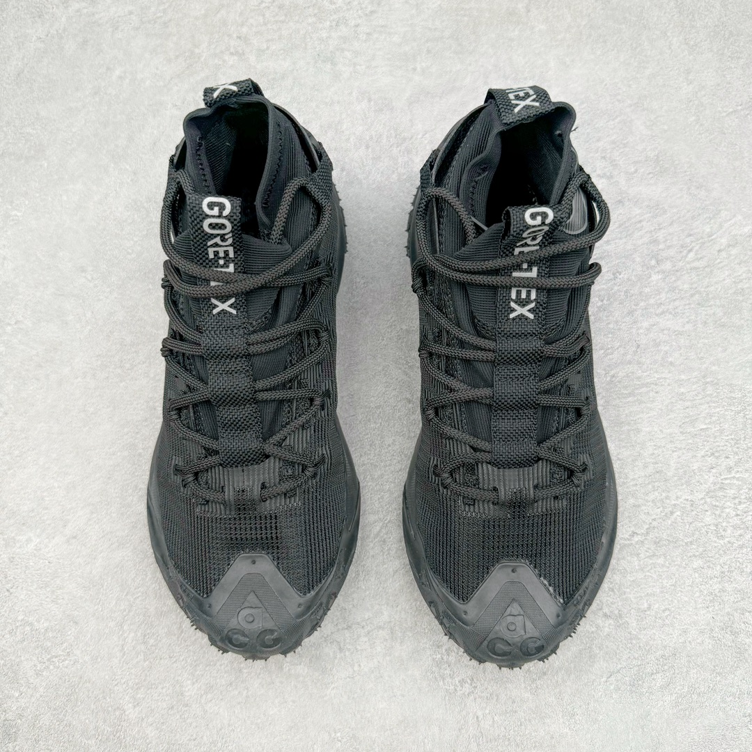 图片[2]-零售💰250 NK ACG Mountain Fly High GORE-TEX ACG户外登山系列越跑高帮休闲运动徒步鞋 CT2904 全新户外鞋款 Mountain Fly 全新来袭 该鞋款沿袭前代高帮版型的设计传统 轻盈鞋面结合反光鞋带以及添加了织带的鞋眼 为双足打造出一体化的舒适脚感 助力轻松畅行 中底则融入柔软的 React 泡棉与 Vaporfly 科技 让你在岩石小径徒步时也能像行走在都市般轻松舒适 此外粘性橡胶外底铸就了攀岩级别的出众抓地力 助你从容应对各种环境挑战 SIZE：36 36.5 37.5 38 38.5 39 40 40.5 41 42 42.5 43 44 44.5 45 46 编码：Tby2936050-运动鞋