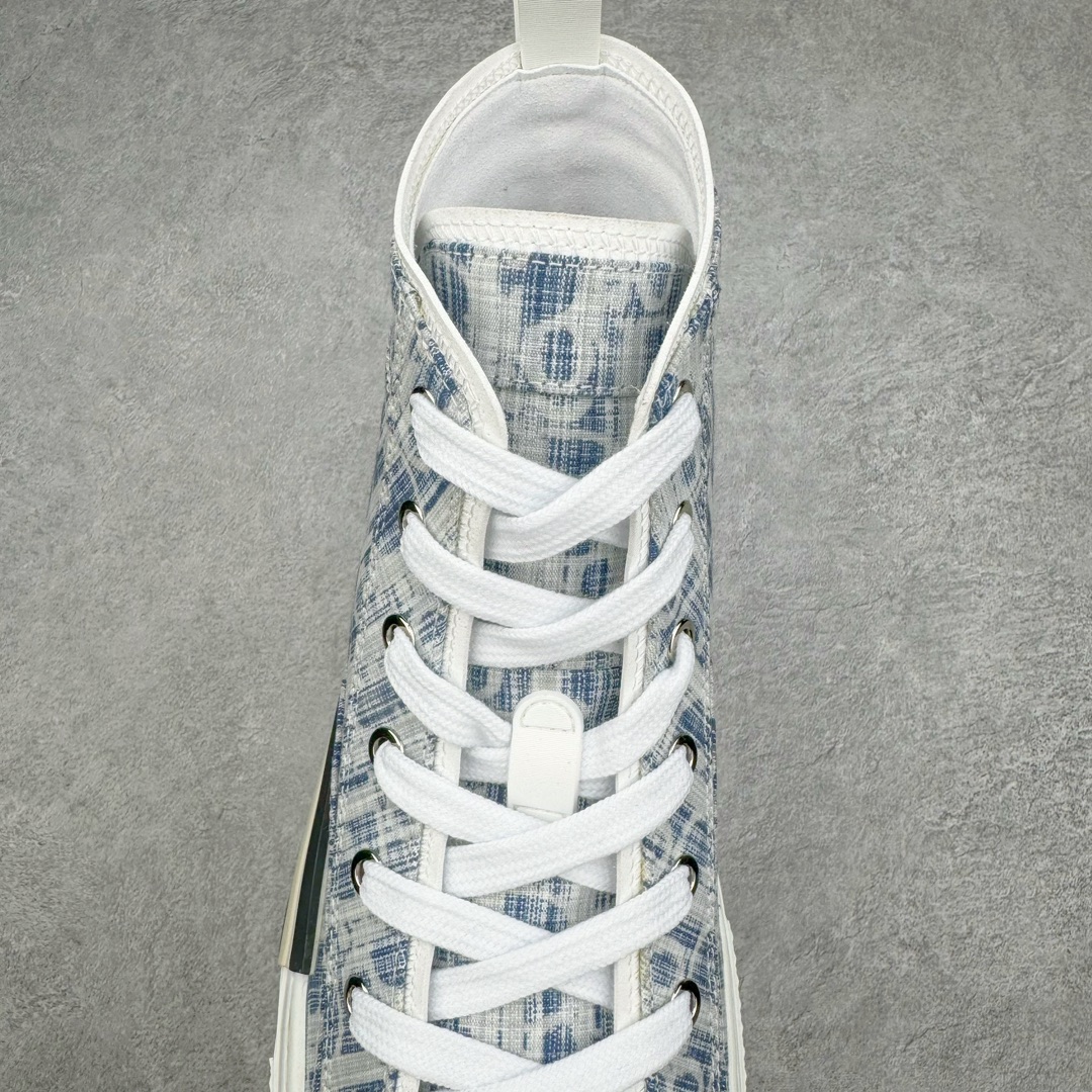 图片[5]-零售💰410 ＃零售版 Dior B23 Oblique High Top Sneakers 迪奥“CD重影”系列 东莞纯原 原版购入再次全新升级 全鞋细节到材料到包装大幅度提升改正 市面最强版本 可对比 历史最高FK （全套原版一致配件包装）羊皮贴底拉帮 原装耐弯折耐高温EVC饰片材质 迄今为止唯一原装版本 采用原厂科技面料 无色差问题 随意对比公司 鞋面网纱一比一打样开发 原版一致大底 正确后跟弧度 后尾巴双针走线 完美楦形 尺码：39 40 41 42 43 44 45 46 编码：Wby4936010-运动鞋