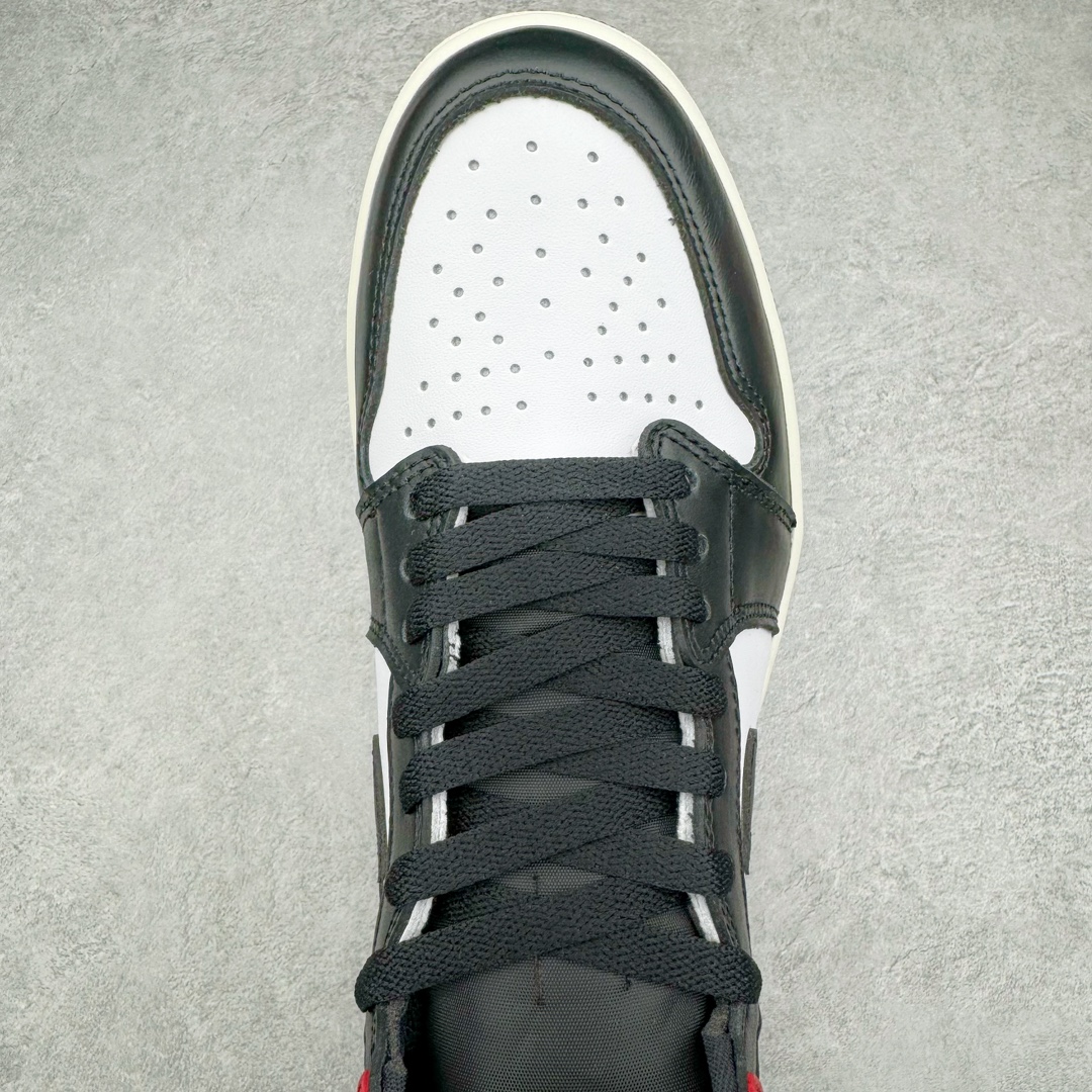 图片[4]-零售💰290 ＃KZ神版莞产 Air Jordan AJ1 Retro High 新黑脚趾 DZ5485-106 外贸特供批次 终端控货优势输出 新配色不断更新开发 市场中端王者 全套原纸板楦头开发 确保原汁原味 完美呈现一代版型 一比一鞋头弧度高度鞋身弧度 此版本只针对中端市场 细节品控鞋型随意秒杀市面同价位 鞋型完美 不臃肿别扭 头层皮料加持 用料绝不含糊 进口玻璃冲刀皮料裁剪零毛边 电脑针车工艺 超高鞋面清洁度 最高QC检验标准 控制溢胶瑕疵 原盒原配 飞翼3D高频深度立体 工艺方面大到整体鞋型 漏斗收腰 底线拉帮 LOGO立体程度 小到针眼排布 载片对称 冲孔效果 鞋标规范 鞋垫背胶等等 无一不是口碑收割 每双都是一个回头客 SIZE：36 36.5 37.5 38 38.5 39 40 40.5 41 42 42.5 43 44 44.5 45 46 47.5 编码：by2936090-运动鞋