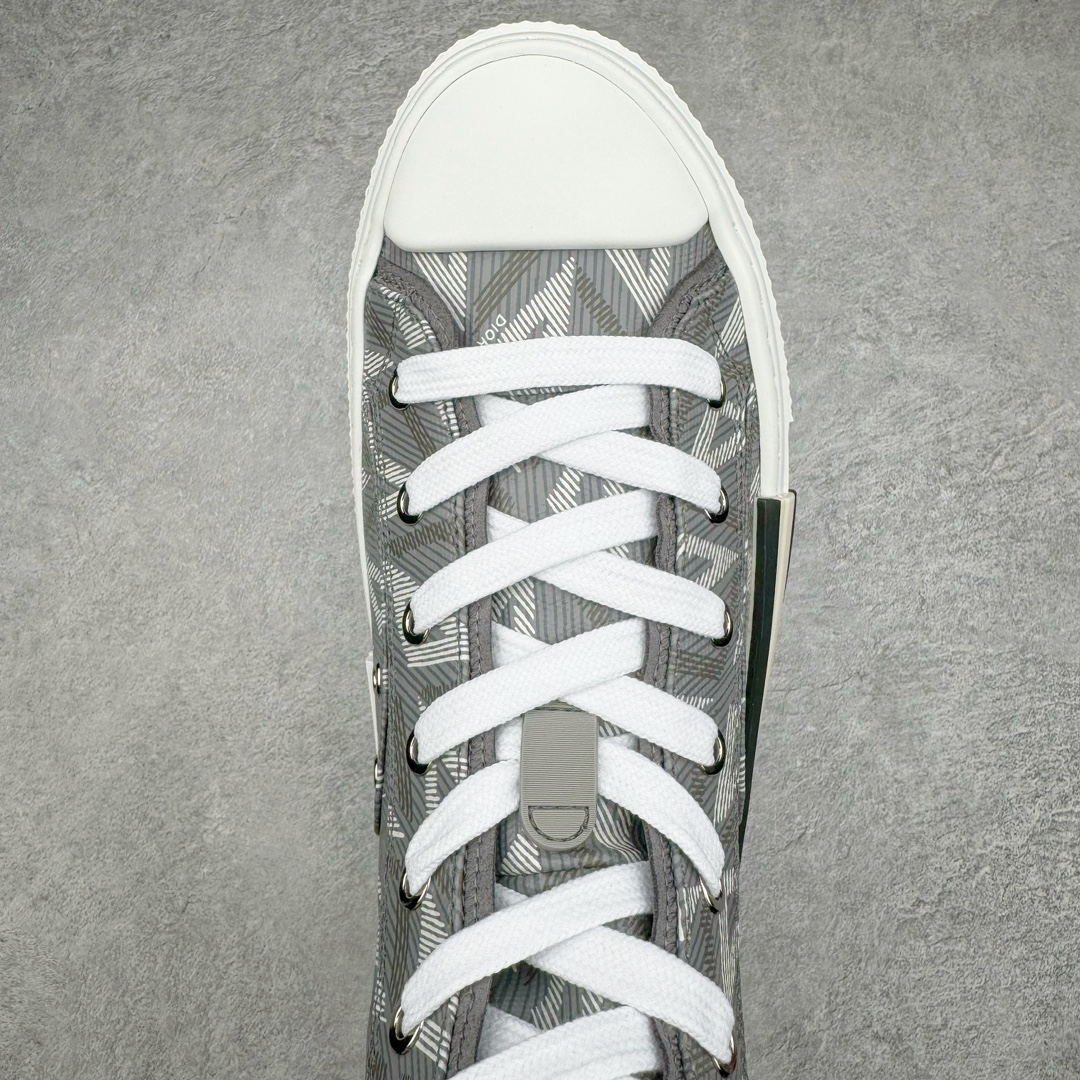 图片[4]-零售💰410 ＃零售版 Dior B23 Oblique High Top Sneakers 迪奥“CD重影”系列 东莞纯原 原版购入再次全新升级 全鞋细节到材料到包装大幅度提升改正 市面最强版本 可对比 历史最高FK （全套原版一致配件包装）羊皮贴底拉帮 原装耐弯折耐高温EVC饰片材质 迄今为止唯一原装版本 采用原厂科技面料 无色差问题 随意对比公司 鞋面网纱一比一打样开发 原版一致大底 正确后跟弧度 后尾巴双针走线 完美楦形 尺码：39 40 41 42 43 44 45 46 编码：Wby4936010-运动鞋