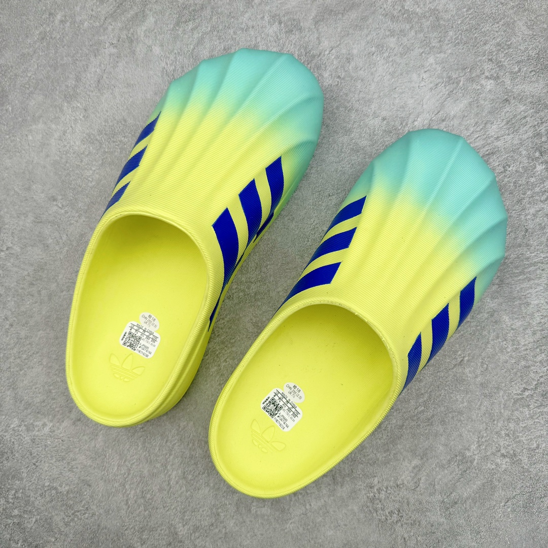 图片[3]-＃LJ渠道版 AD adiFOM Superstar MULE 贝壳头版一脚蹬半拖鸭掌鞋拖鞋 黄蓝色 JP5685 重金购入原鞋及原档案磨具生产指令开发 鞋头部位凹凸有致 横向大面积波浪纹理 后跟Logo 凹凸明显 轮廓分明 描漆定位精准 公整无偏差不溢出 LOGO内侧钢印清晰工整 原厂磨具全鞋无多余毛边 同源公司EVA粒子环保塑料 原厂指令配方 无任何异味 弹性卡色均保持原鞋一致 匠心打造 鞋口弧度大小 鞋面色泽质感同步原鞋 LOGO内侧钢印清晰工整 中底部分带原厂钢印编号 原厂Ortholite欧斯莱鞋垫 区别掉渣海玻璃鞋垫 吸汗防臭的效果无法相提并论 原厂定制原标 同比ZP 符合人体设计 产品基于标志性 Superstar 鞋款轮廓的同时 利用可再生的甘蔗加工物材料制成一体式泡沫鞋身 无鞋带设计更加方便穿脱 点睛之笔在于标志性的三道杠出现在鞋子的两侧 鞋跟贴片上饰有品牌标志性的三叶草压花 偏小一码 尺码：35.5 36 36.5 37 38 38.5 39 40 40.5 41 42 42.5 43 44 44.5 45 46-选品中心