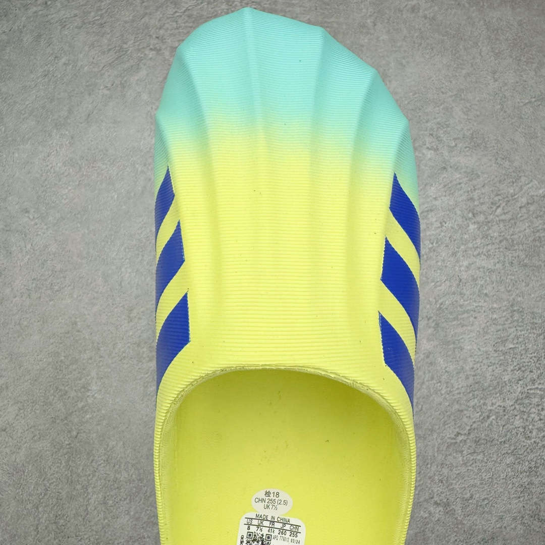 图片[4]-＃LJ渠道版 AD adiFOM Superstar MULE 贝壳头版一脚蹬半拖鸭掌鞋拖鞋 黄蓝色 JP5685 重金购入原鞋及原档案磨具生产指令开发 鞋头部位凹凸有致 横向大面积波浪纹理 后跟Logo 凹凸明显 轮廓分明 描漆定位精准 公整无偏差不溢出 LOGO内侧钢印清晰工整 原厂磨具全鞋无多余毛边 同源公司EVA粒子环保塑料 原厂指令配方 无任何异味 弹性卡色均保持原鞋一致 匠心打造 鞋口弧度大小 鞋面色泽质感同步原鞋 LOGO内侧钢印清晰工整 中底部分带原厂钢印编号 原厂Ortholite欧斯莱鞋垫 区别掉渣海玻璃鞋垫 吸汗防臭的效果无法相提并论 原厂定制原标 同比ZP 符合人体设计 产品基于标志性 Superstar 鞋款轮廓的同时 利用可再生的甘蔗加工物材料制成一体式泡沫鞋身 无鞋带设计更加方便穿脱 点睛之笔在于标志性的三道杠出现在鞋子的两侧 鞋跟贴片上饰有品牌标志性的三叶草压花 偏小一码 尺码：35.5 36 36.5 37 38 38.5 39 40 40.5 41 42 42.5 43 44 44.5 45 46-选品中心